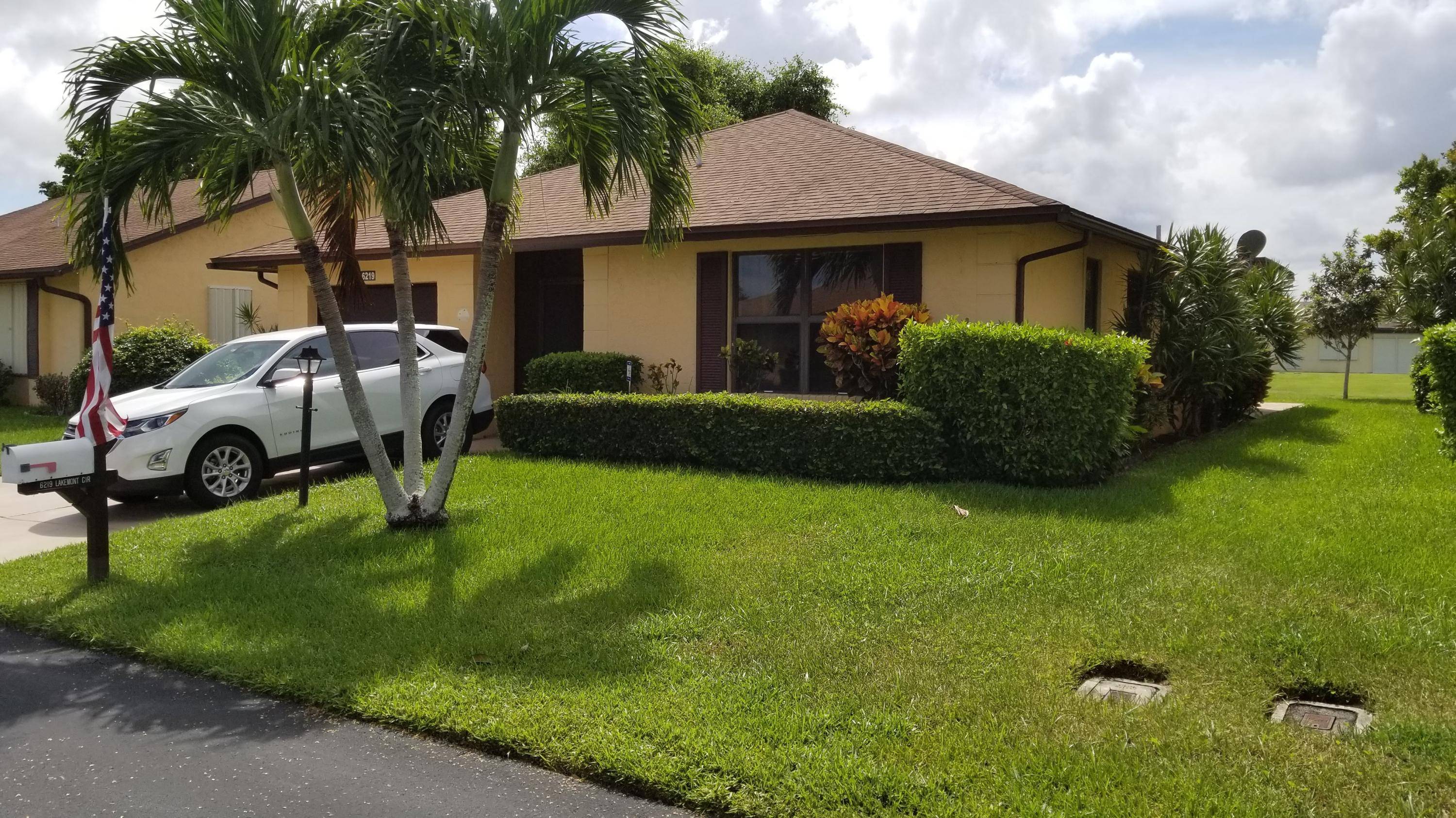 Greenacres, FL 33463,6219 E Lakemont CIR