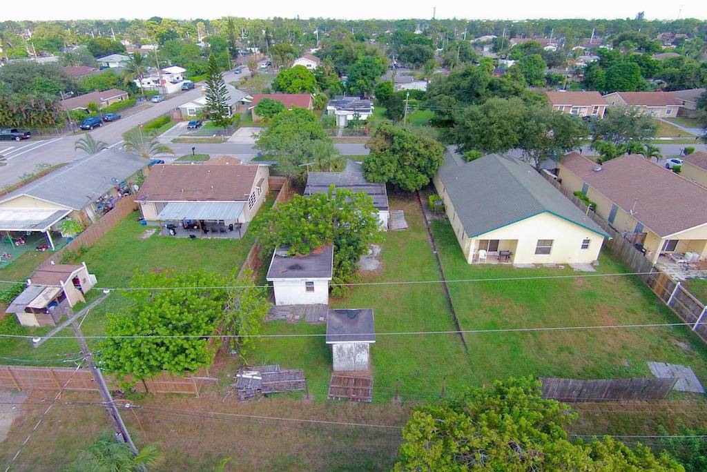 Greenacres, FL 33463,257 Broward AVE