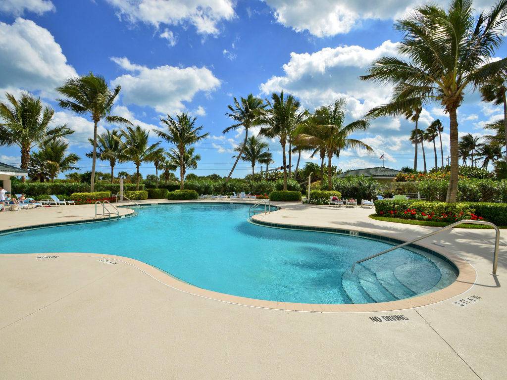 Hutchinson Island, FL 34949,5051 N A1a 3-6