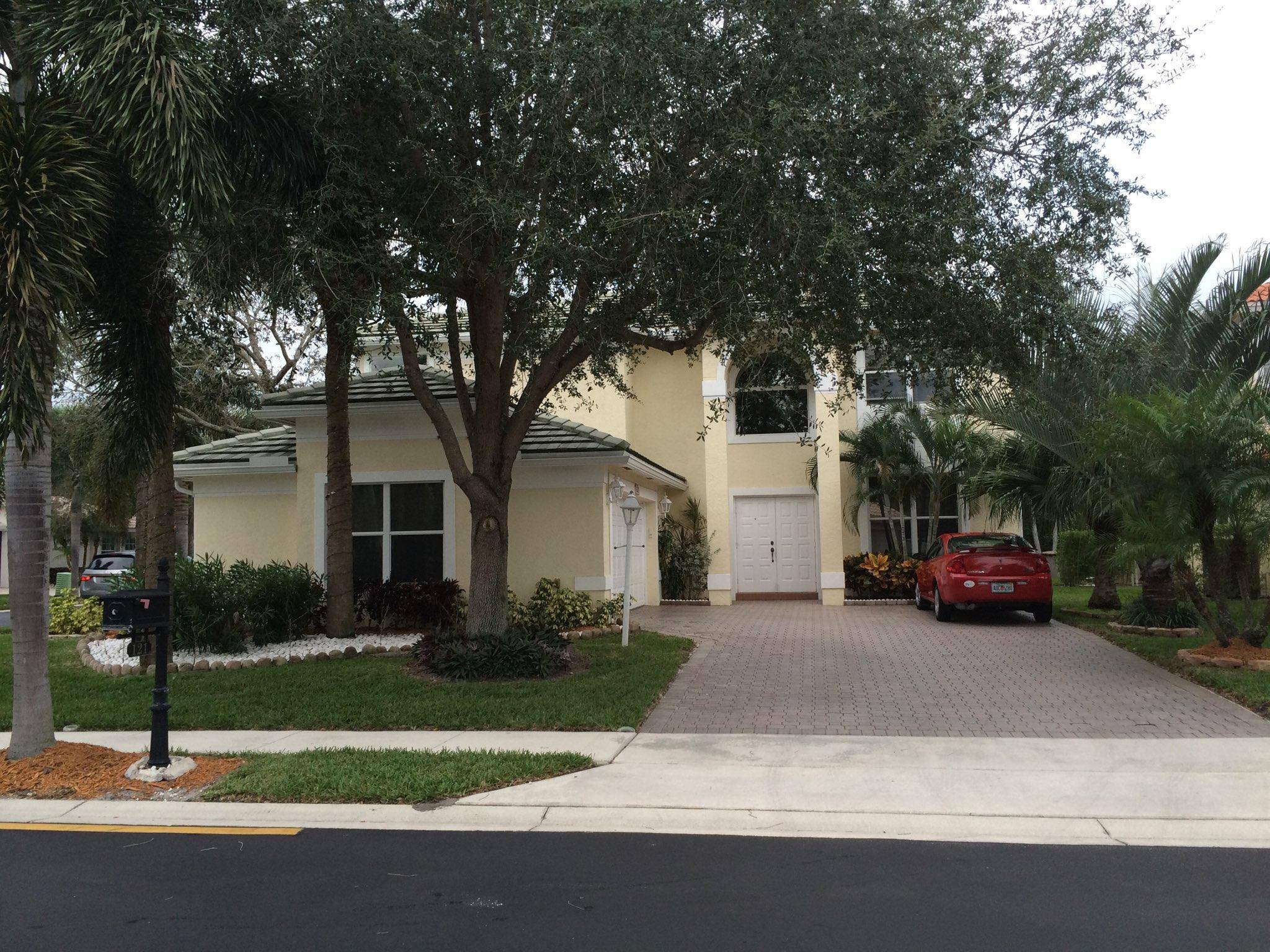 Jupiter, FL 33458,121 Springwater DR