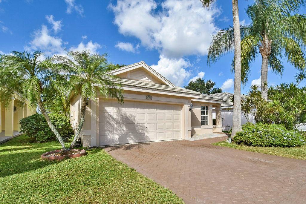 Davie, FL 33328,2701 W Lake Park CIR