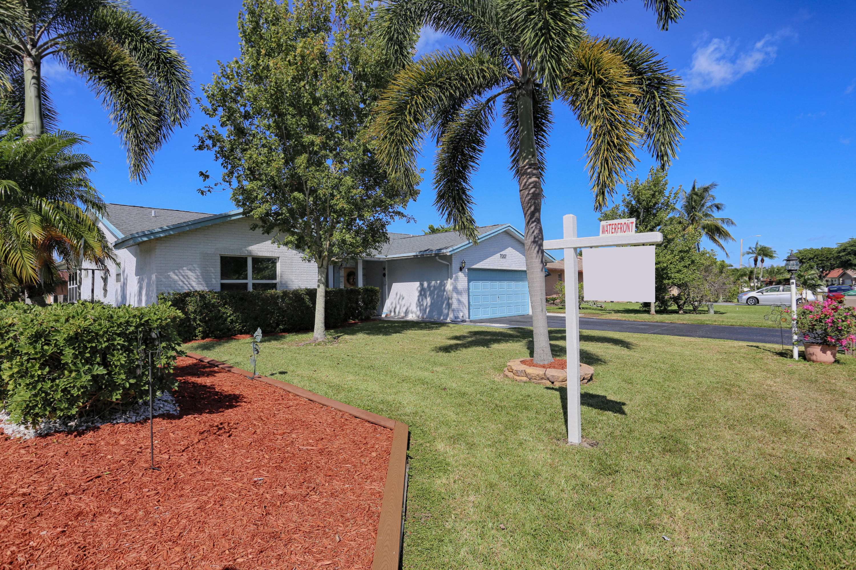 Tamarac, FL 33321,7007 NW 101 AVE