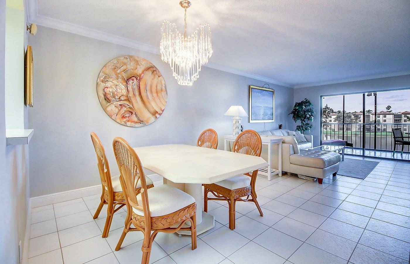 Delray Beach, FL 33484,6193 Pointe Regal CIR 308