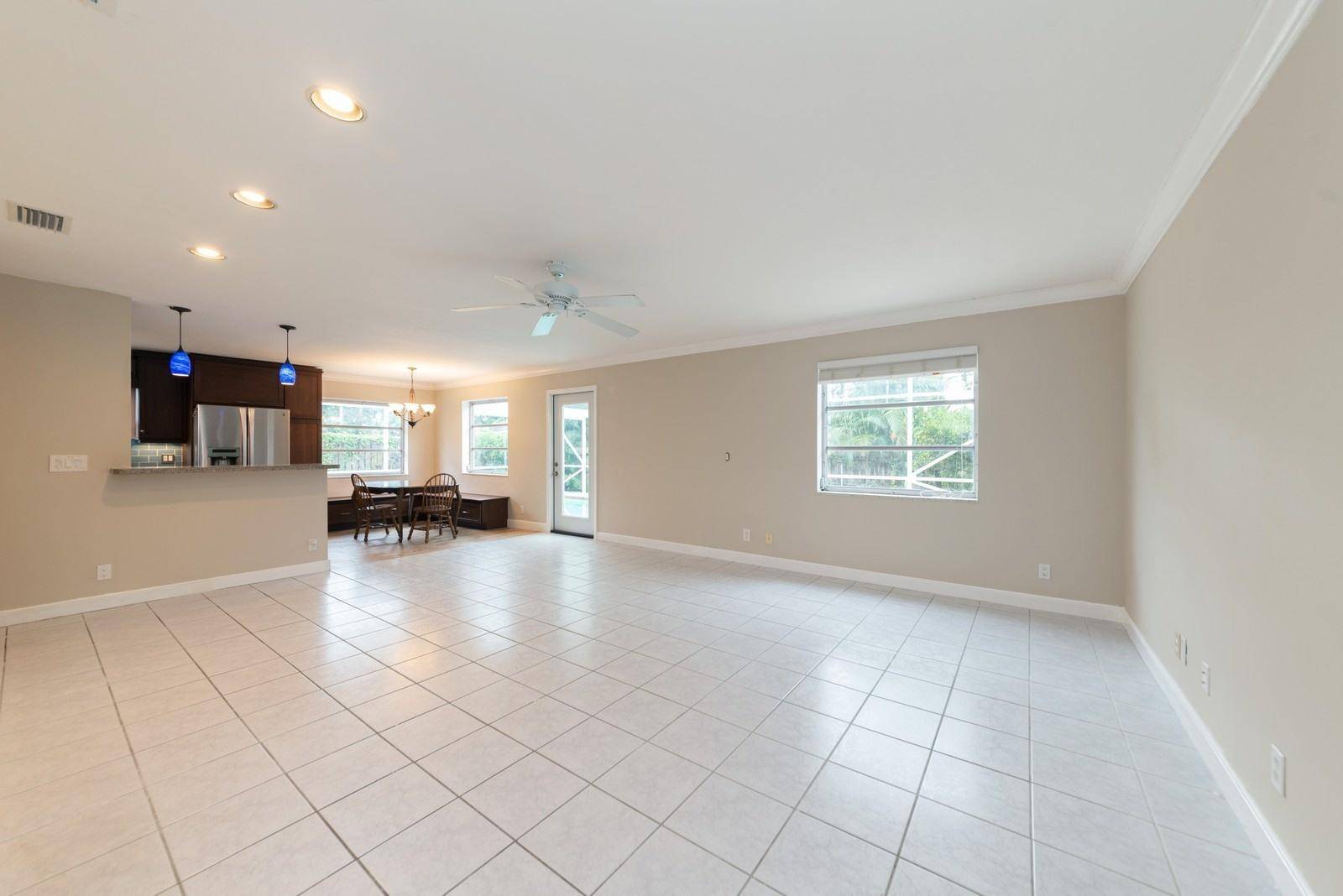 Boca Raton, FL 33431,264 NW 47th PL