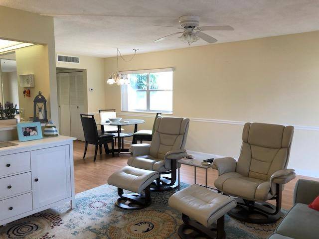 Delray Beach, FL 33446,350 Brittany H 350