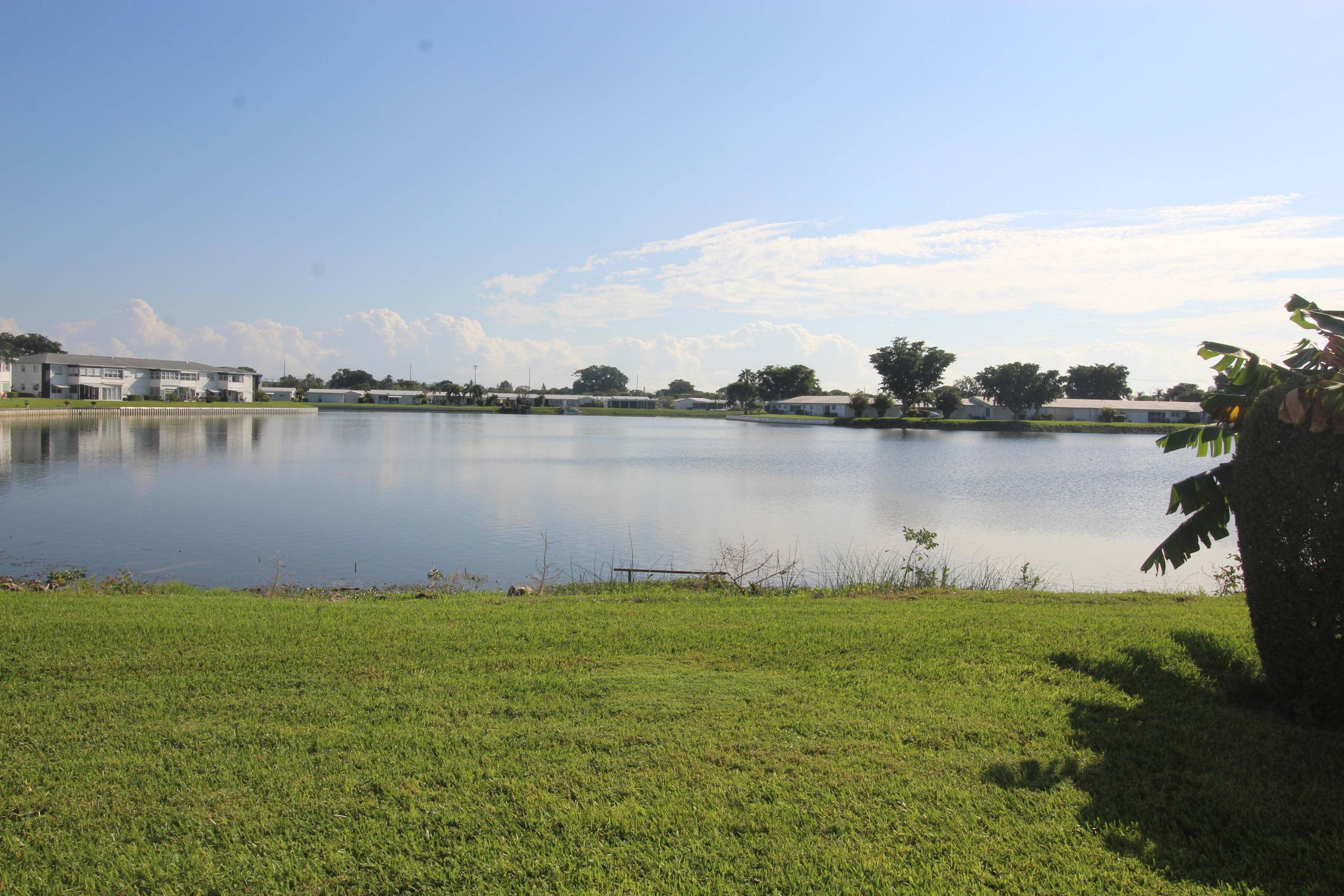 Boynton Beach, FL 33426,1118 Lake TER 208