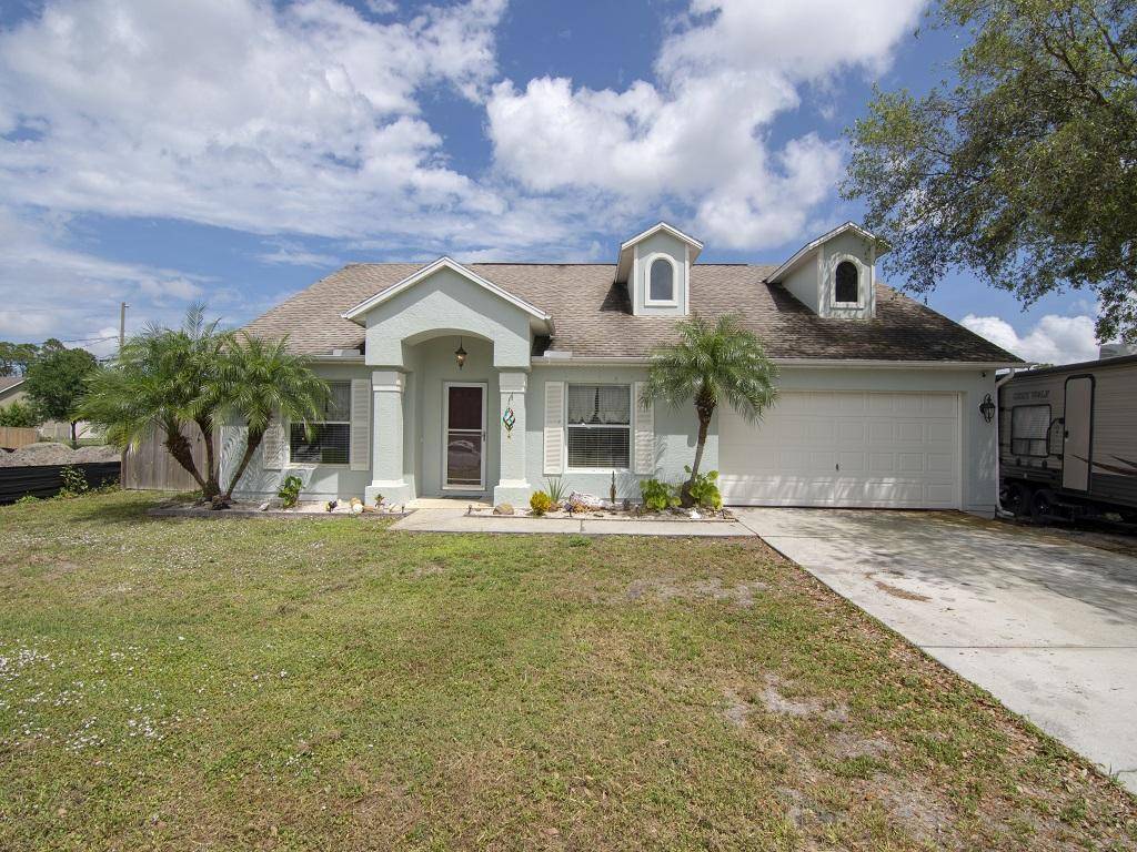 Vero Beach, FL 32967,8166 102nd CT