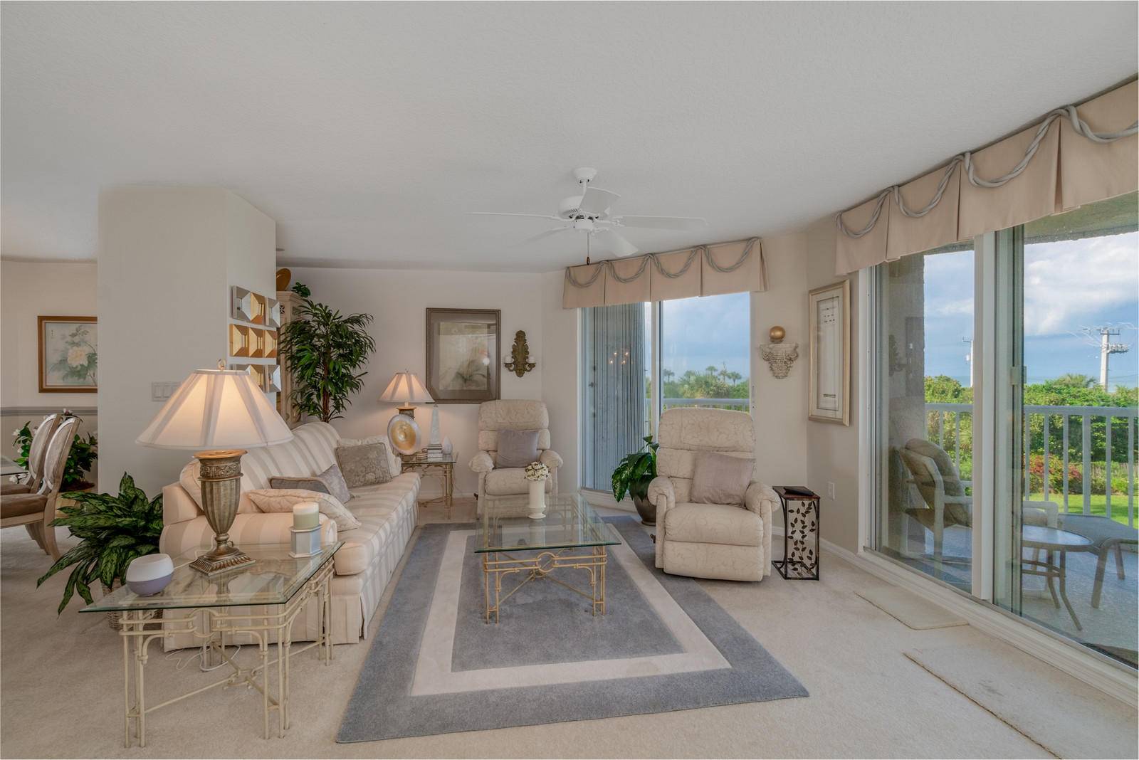 Fort Pierce, FL 34949,5051 N Hwy A1a 4-6