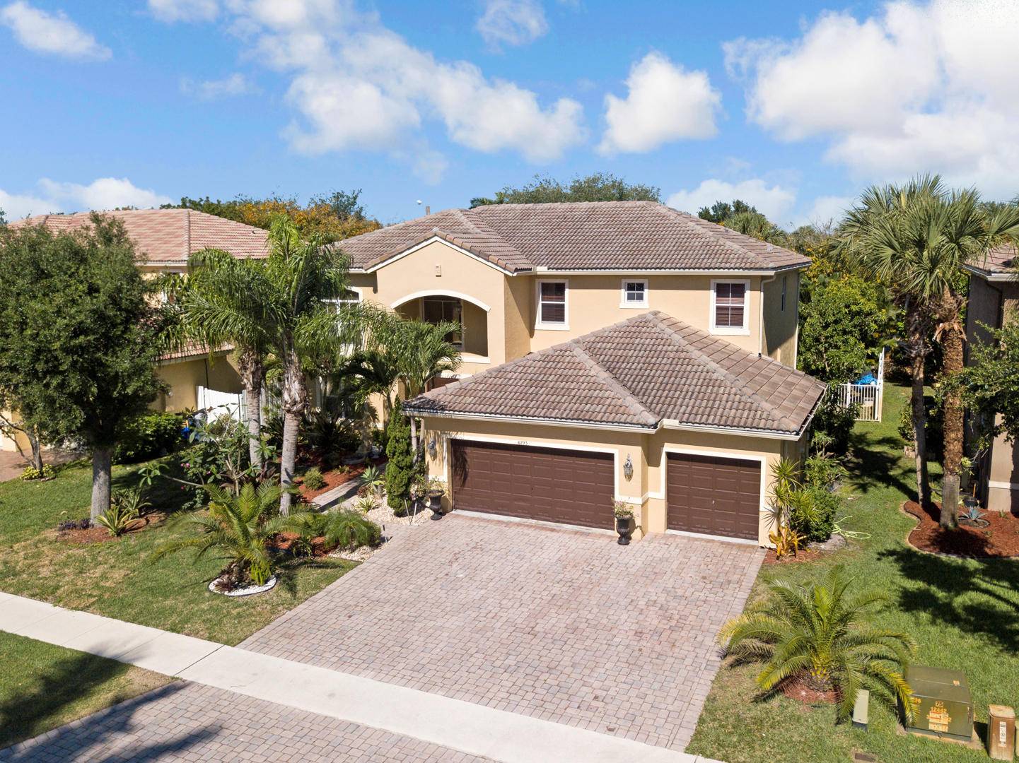 Lake Worth, FL 33467,6793 Finamore CIR