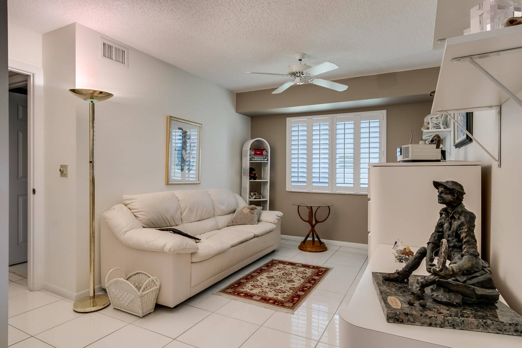 Delray Beach, FL 33484,6193 Pointe Regal CIR 101