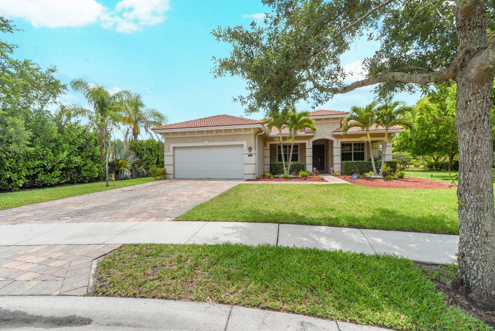 Greenacres, FL 33413,6705 Bulrush CT