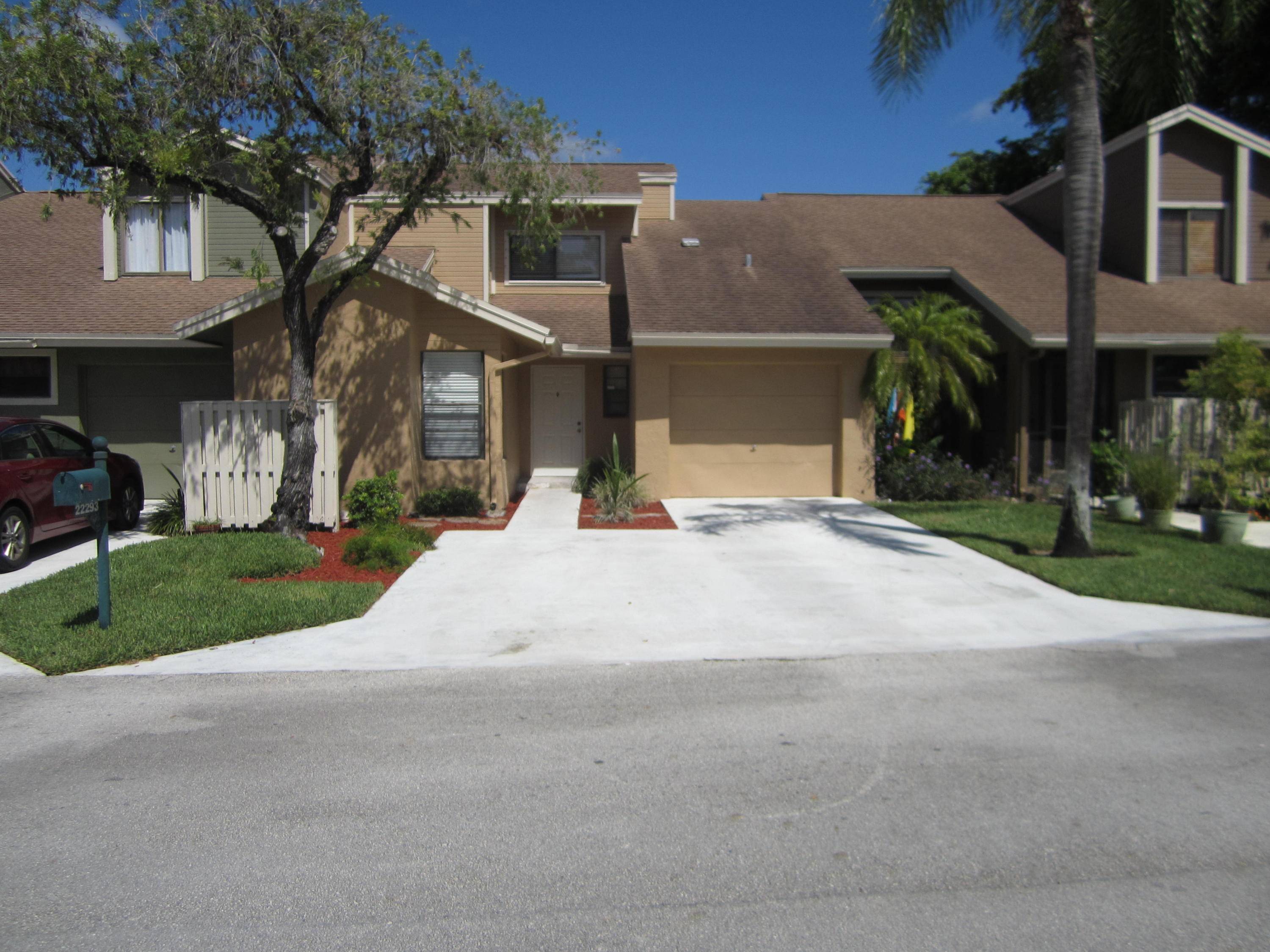 Boca Raton, FL 33428,22293 Woodspring DR