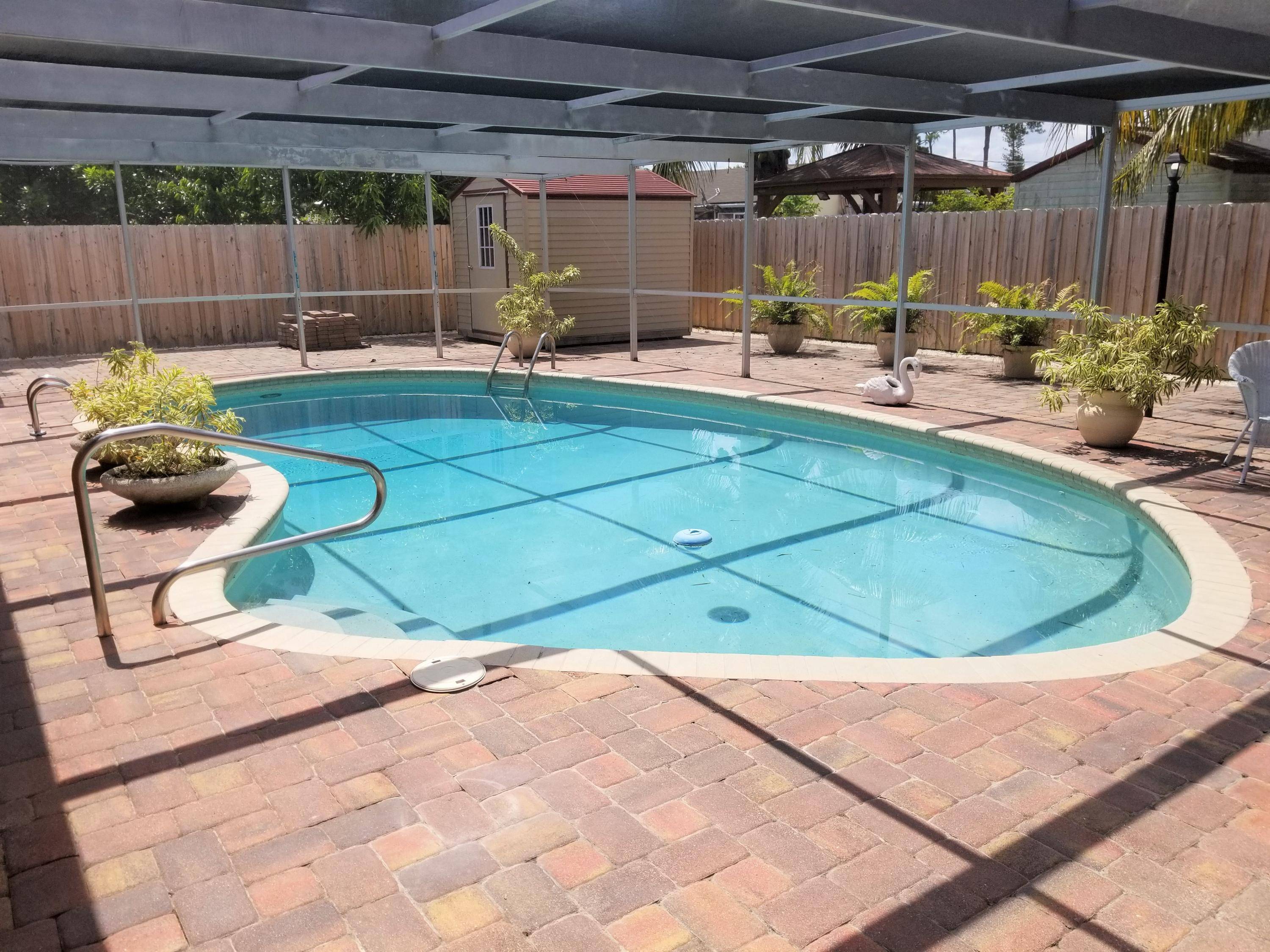 West Palm Beach, FL 33413,5964 Kumquat RD