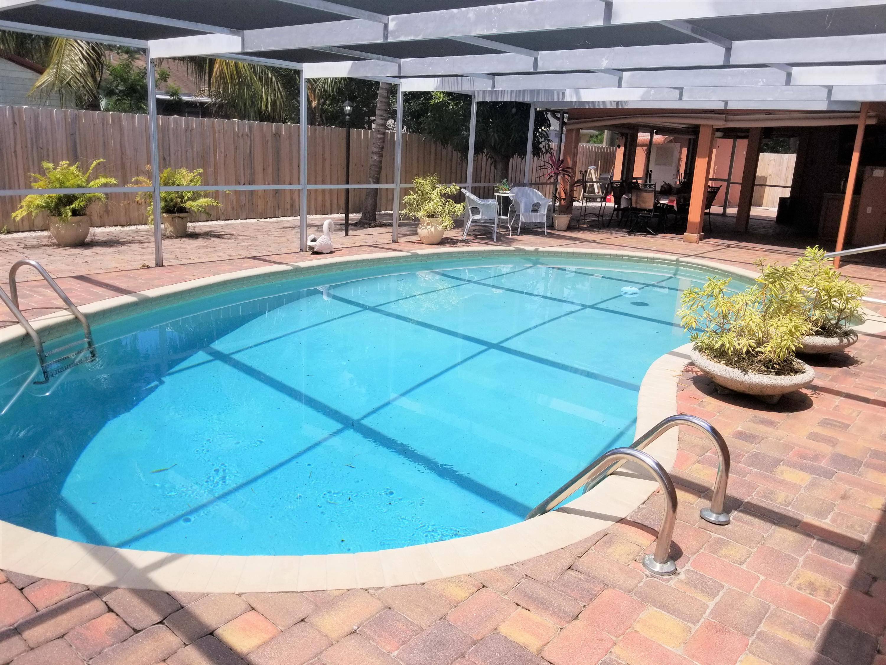 West Palm Beach, FL 33413,5964 Kumquat RD