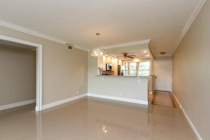 Coconut Creek, FL 33066,3003 Portofino ISLE M2