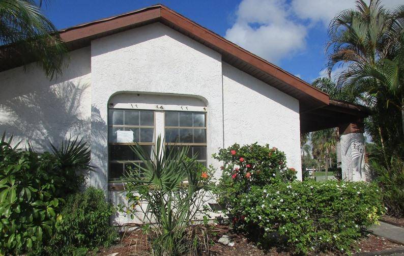 Port Saint Lucie, FL 34953,240 SW Sterret CIR