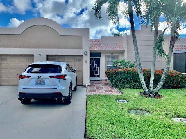 Boca Raton, FL 33496,18999 Stewart CIR 5