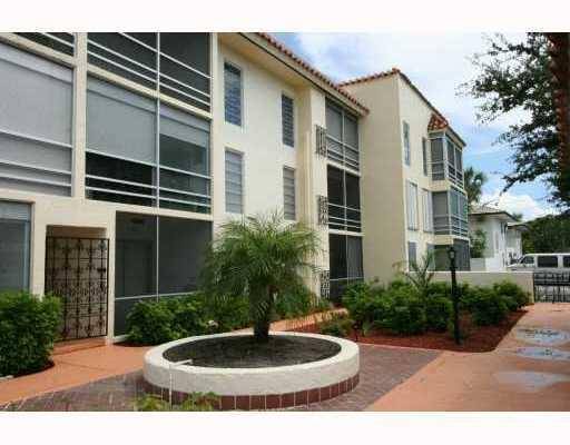 Boca Raton, FL 33432,371 SW 8th ST 1-C-W