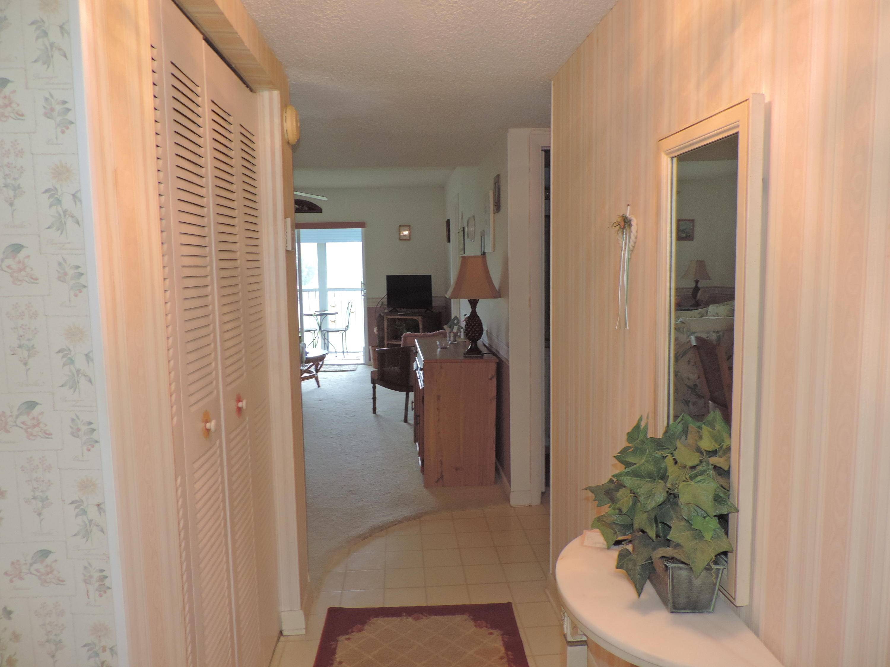 Jupiter, FL 33469,18081 SE Country Club DR 30