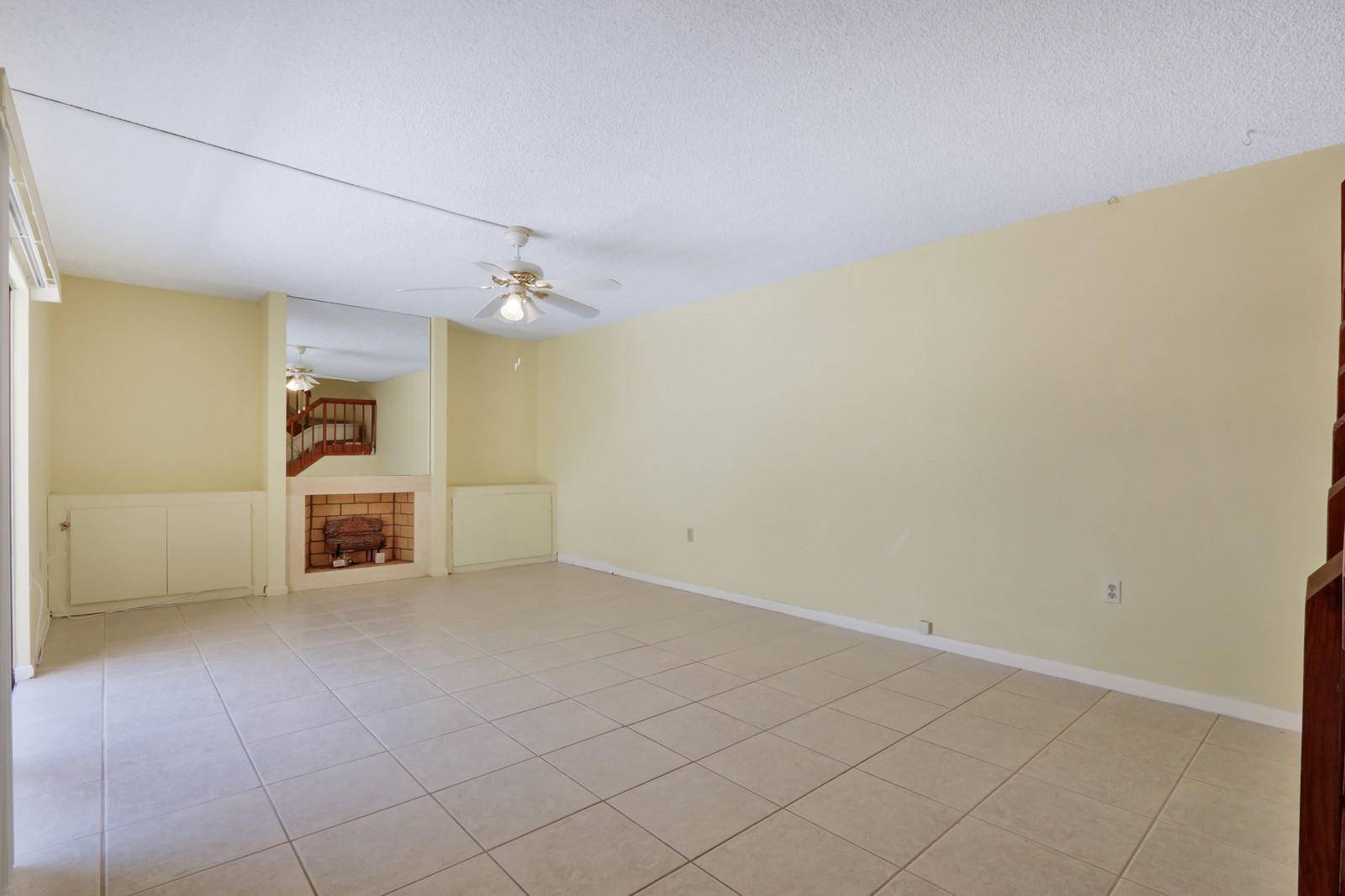 Palm Beach Gardens, FL 33410,1519 15th Court CT