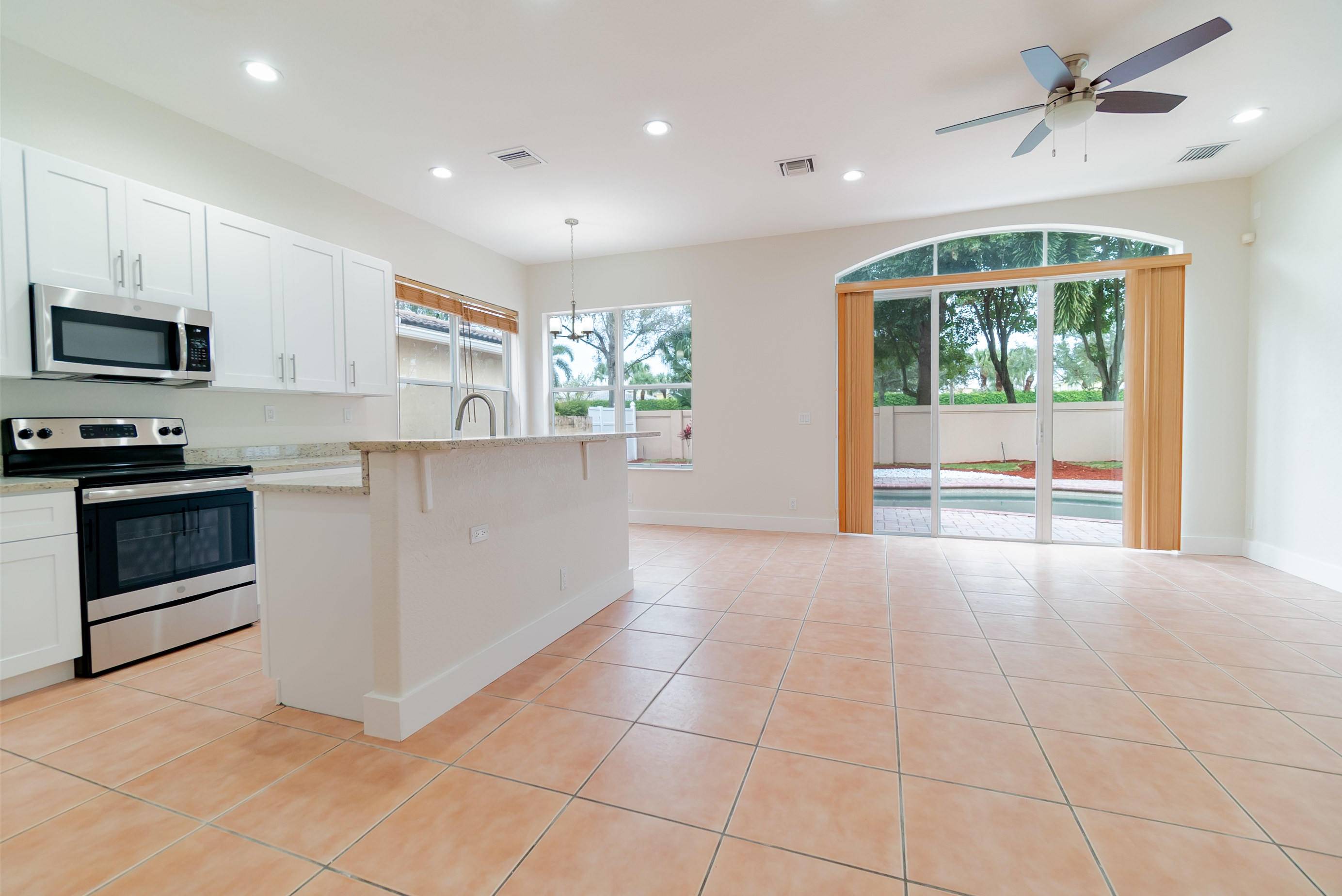 Lake Worth, FL 33463,5213 Sancerre CIR