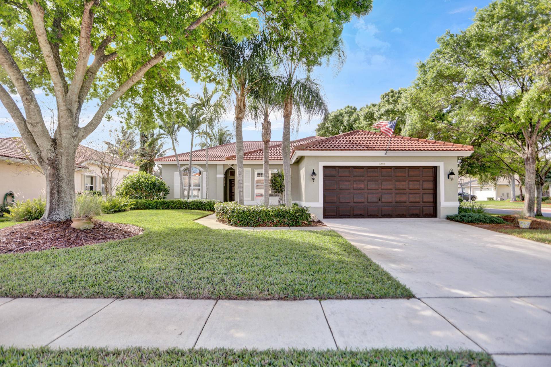 Lake Worth, FL 33463,6803 Las Colinas CT