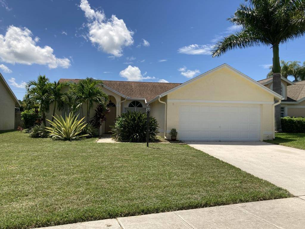 Wellington, FL 33414,13016 Meadowbreeze DR