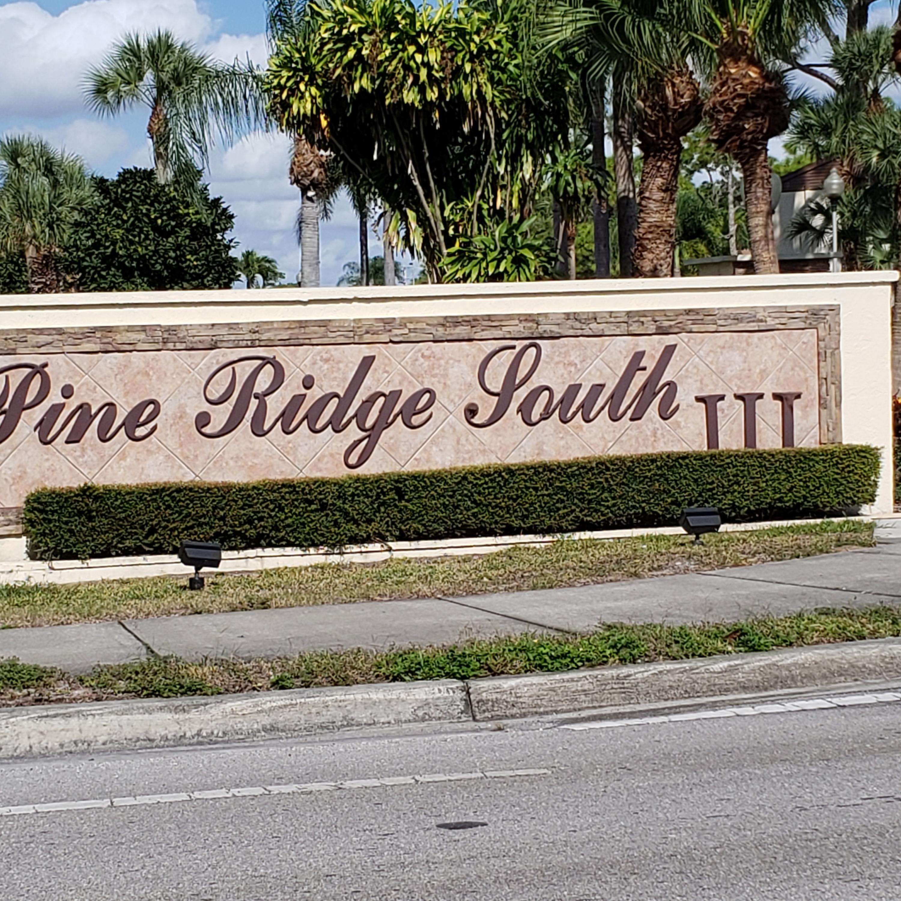 Greenacres, FL 33463,321 Knotty Pine CIR B-1