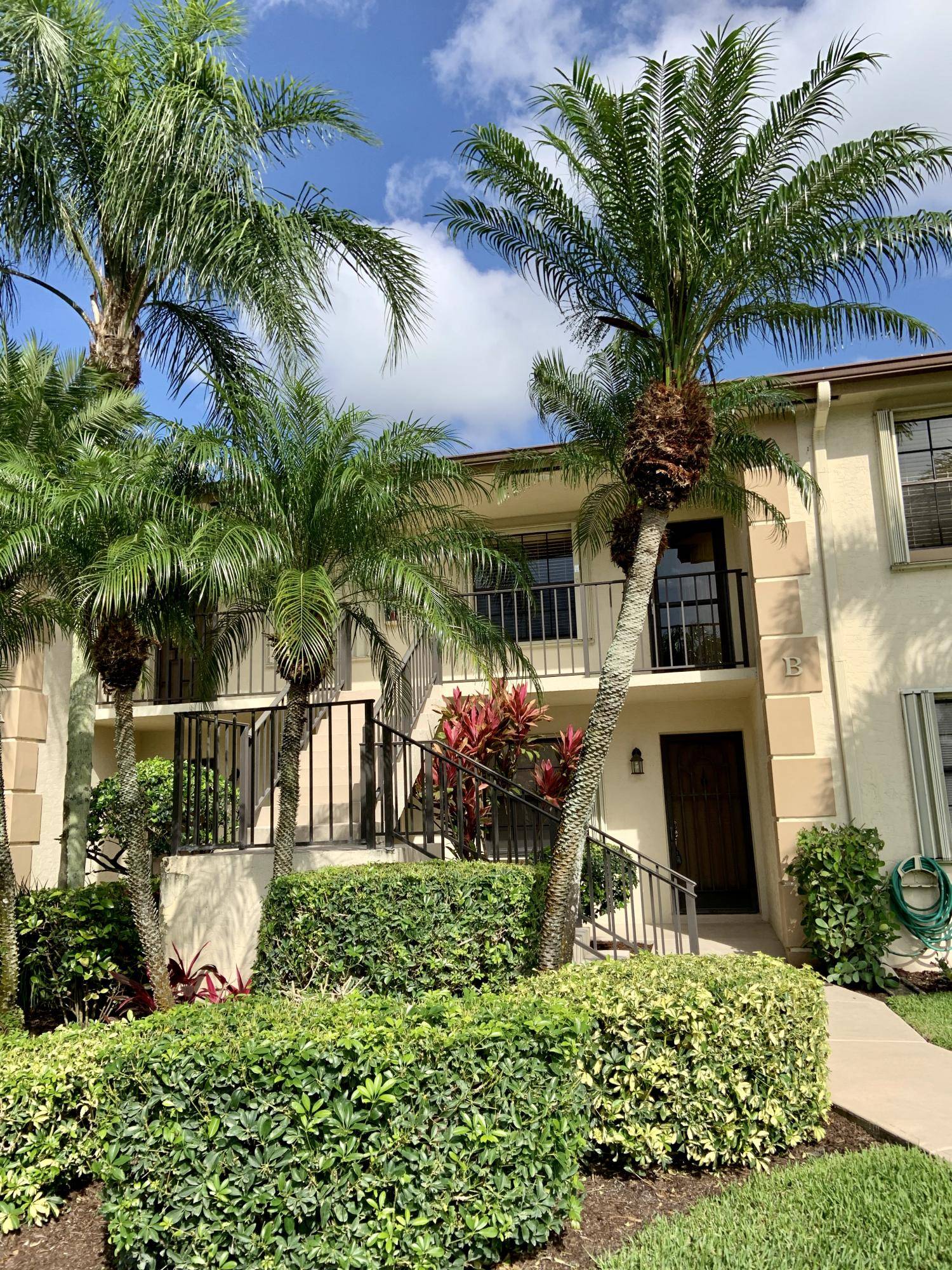 Jupiter, FL 33458,801 Pinecrest CIR B