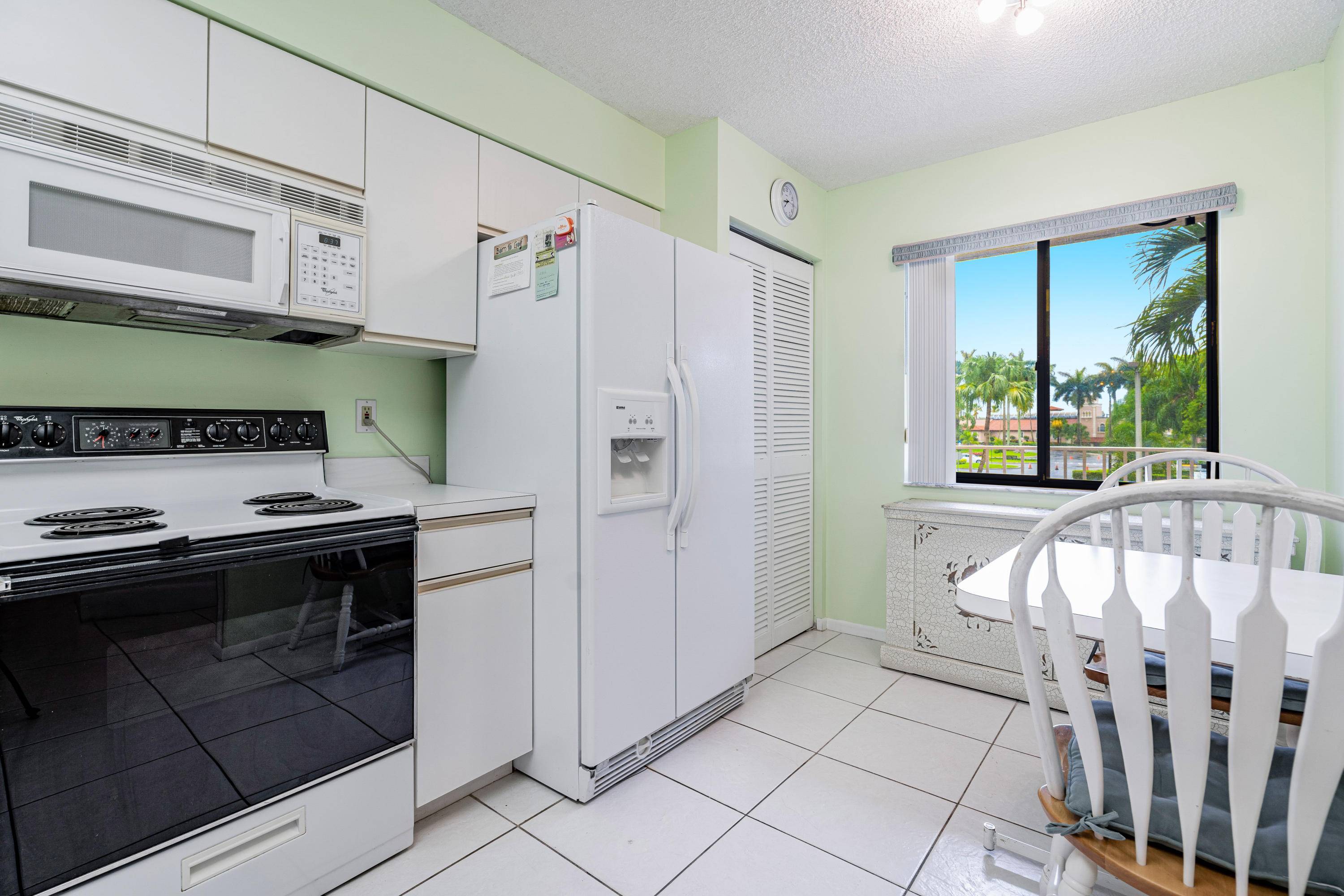 Delray Beach, FL 33484,6065 Pointe Regal CIR 203