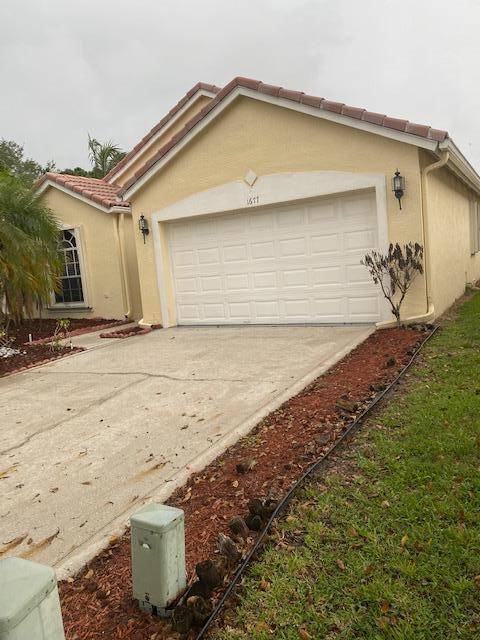 Wellington, FL 33414,1677 Carriage Brooke DR