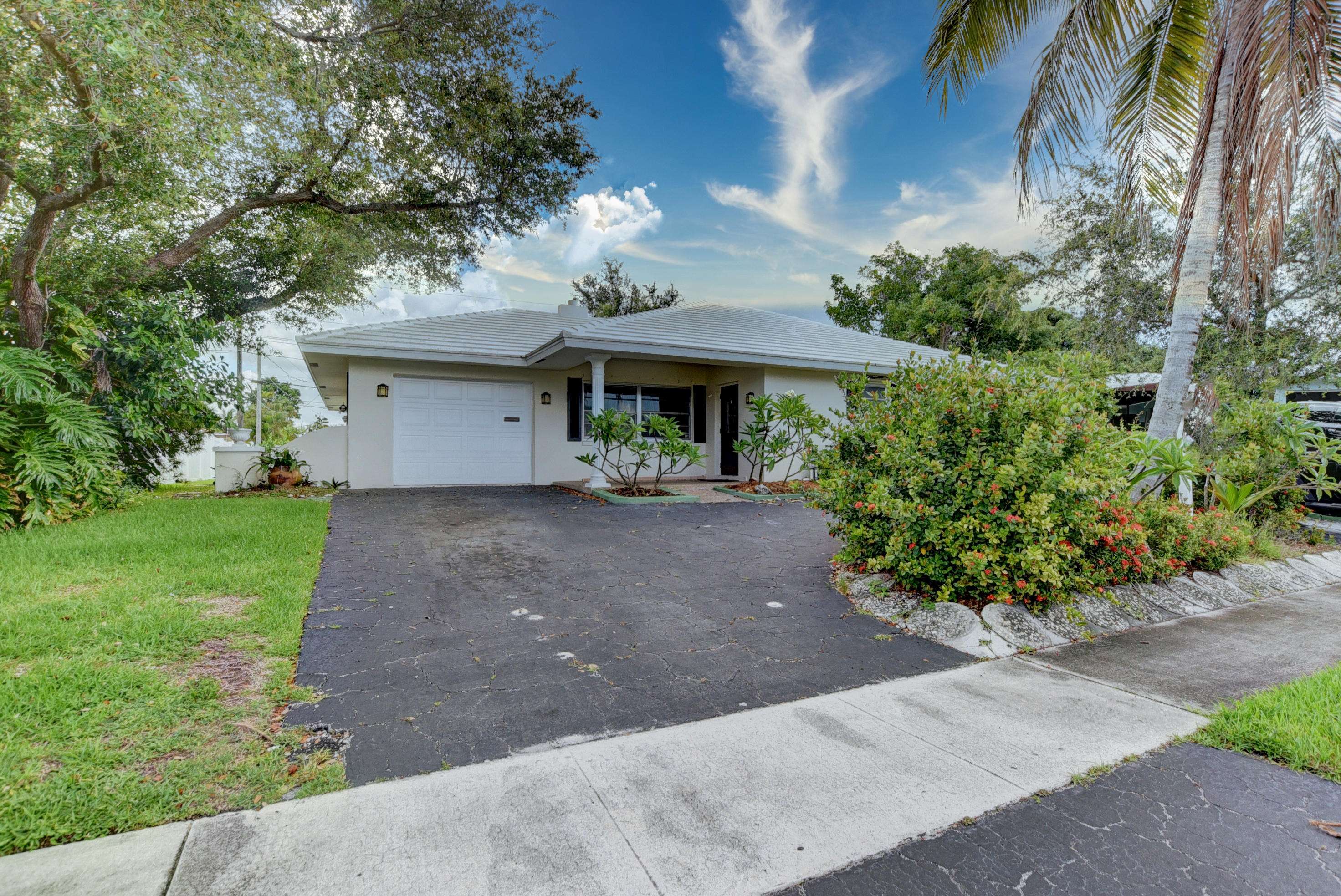 Boca Raton, FL 33486,1221 SW 8th ST