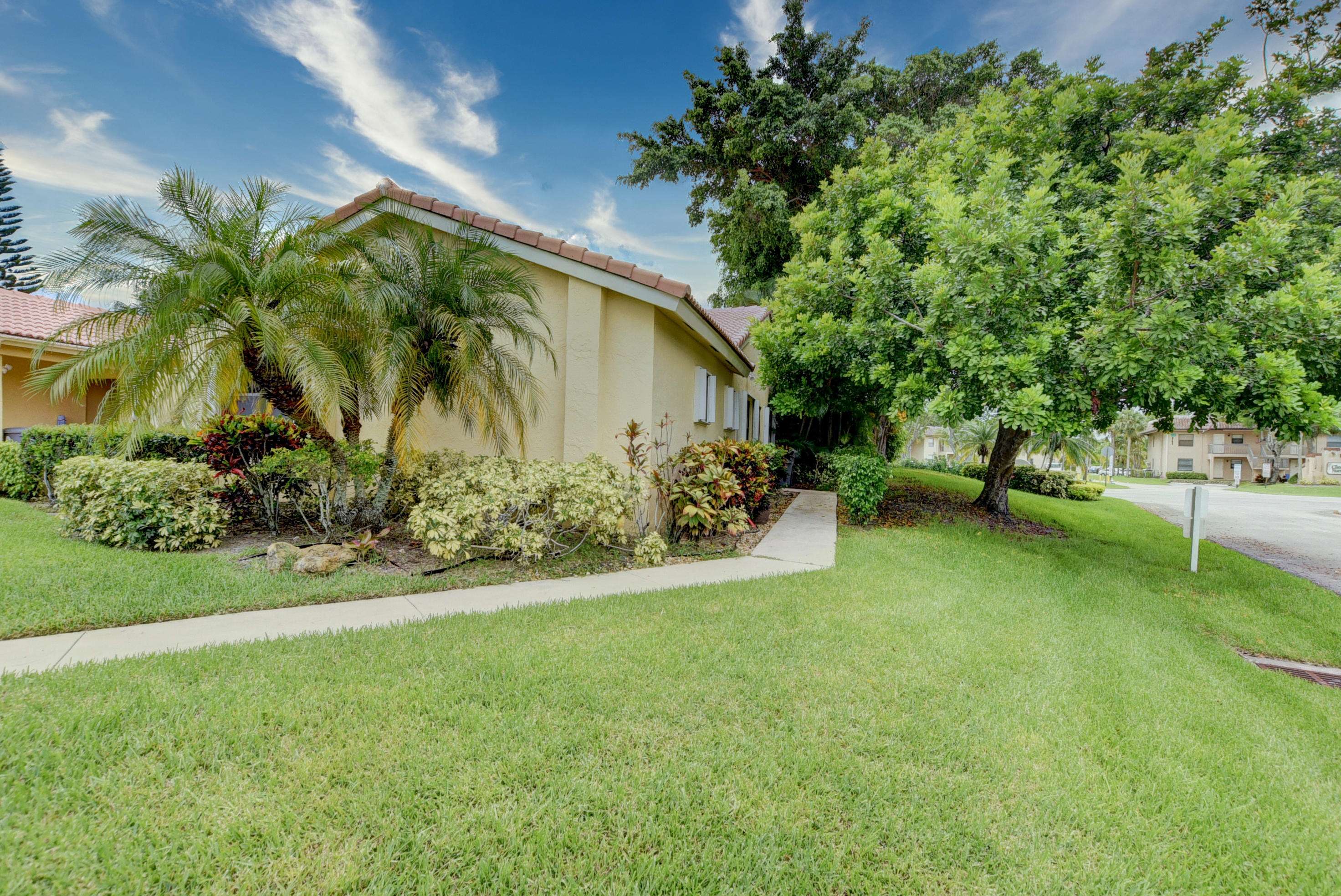 Boca Raton, FL 33433,6851 Bridlewood CT