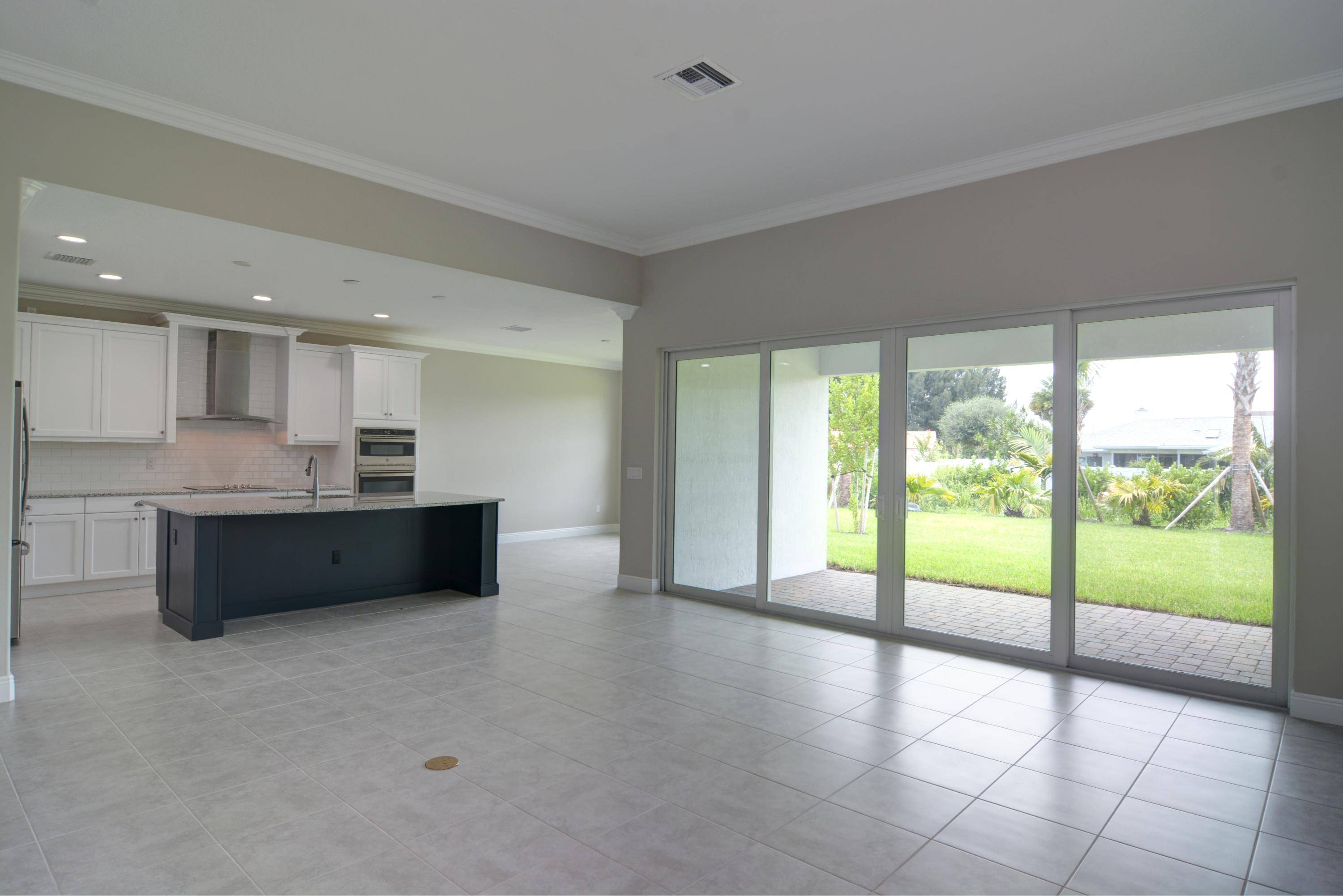 Vero Beach, FL 32966,1035 Camelot WAY