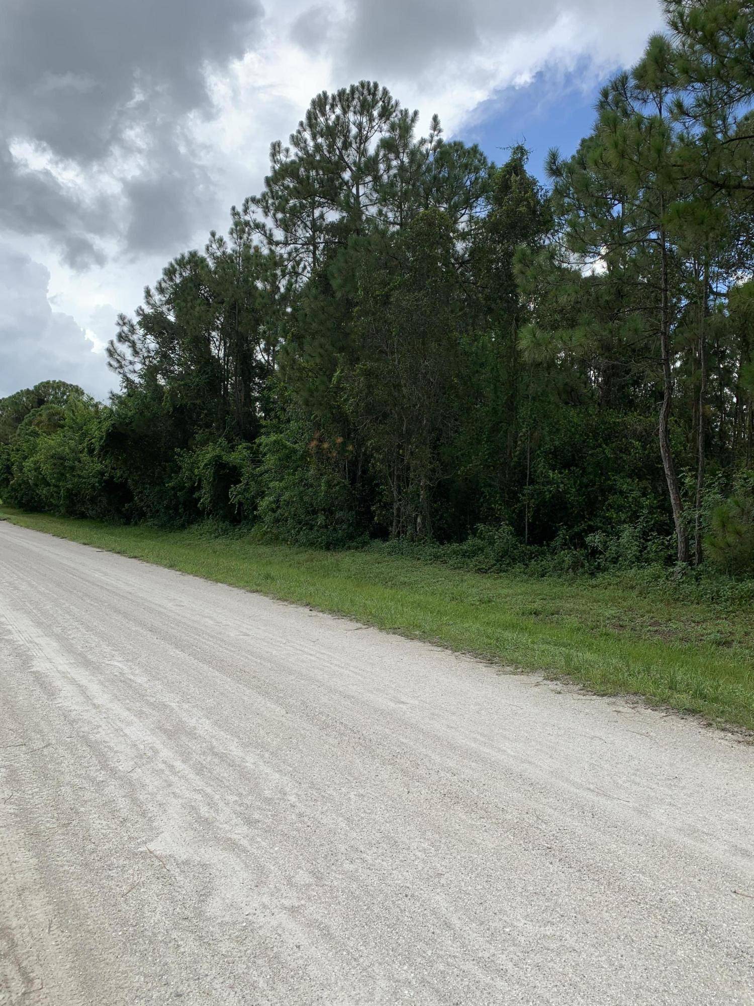 Loxahatchee, FL 33470,00 82nd Road North