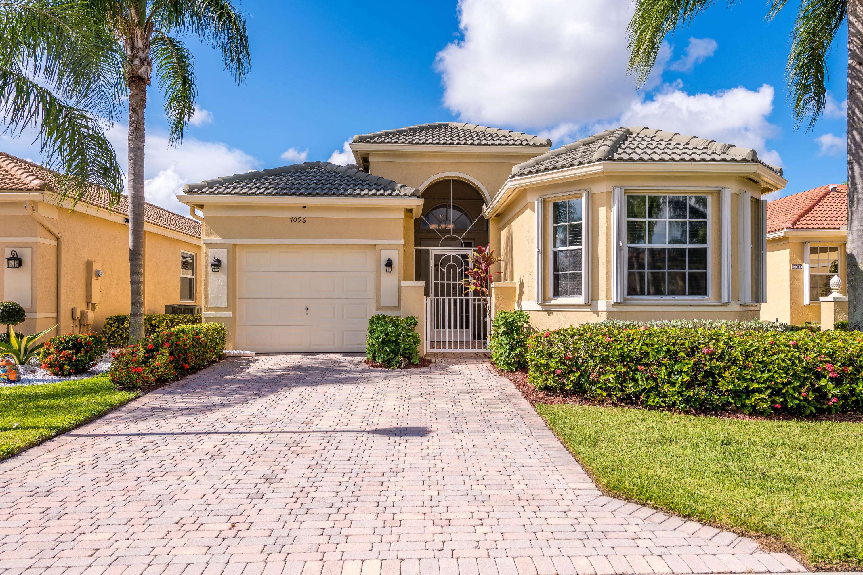 Delray Beach, FL 33446,7096 Cataluna CIR