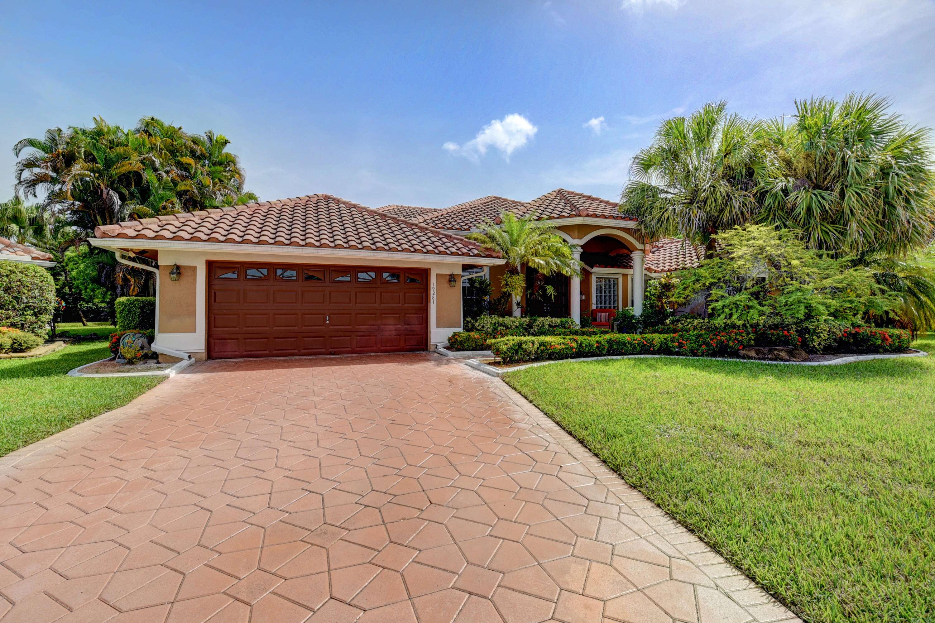 Boca Raton, FL 33498,19281 Cloister Lake LN