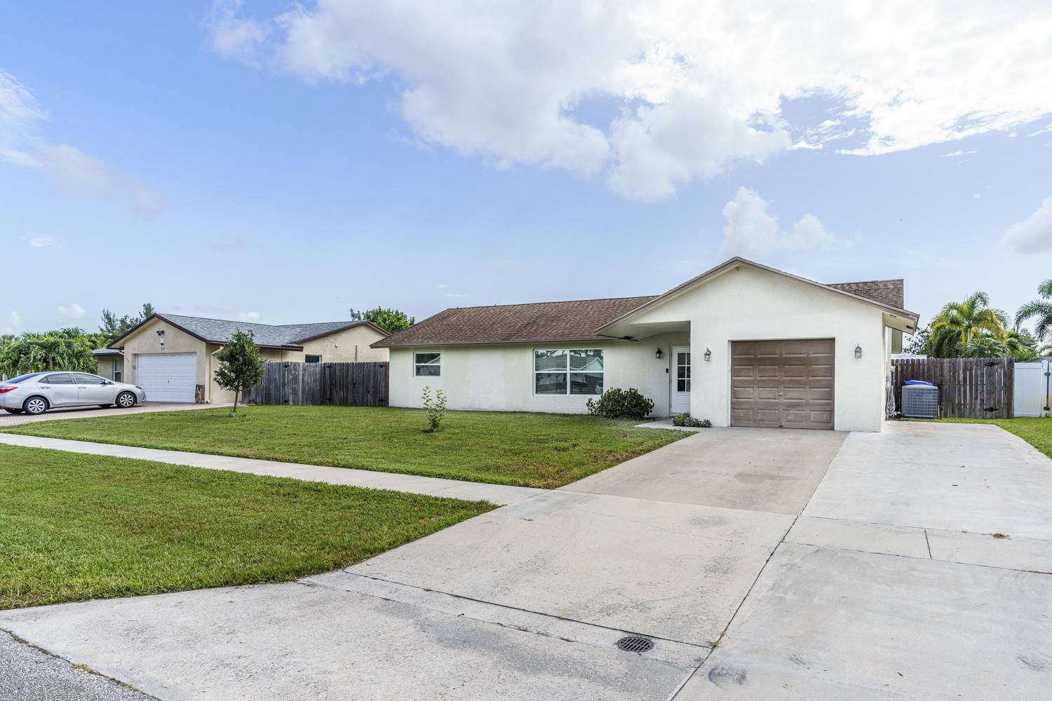 Royal Palm Beach, FL 33411,119 Dove CIR