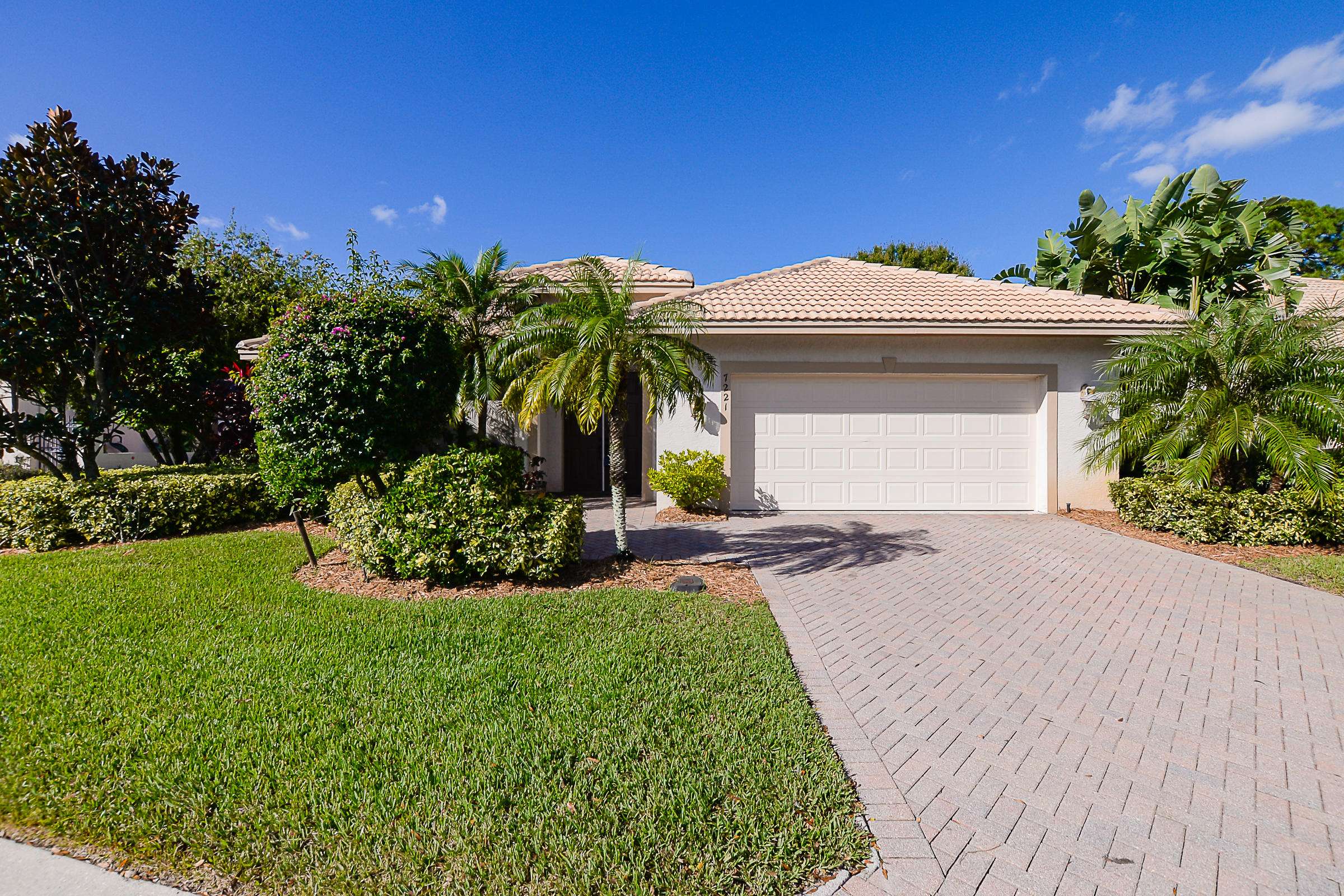 Port Saint Lucie, FL 34986,7221 Mystic WAY