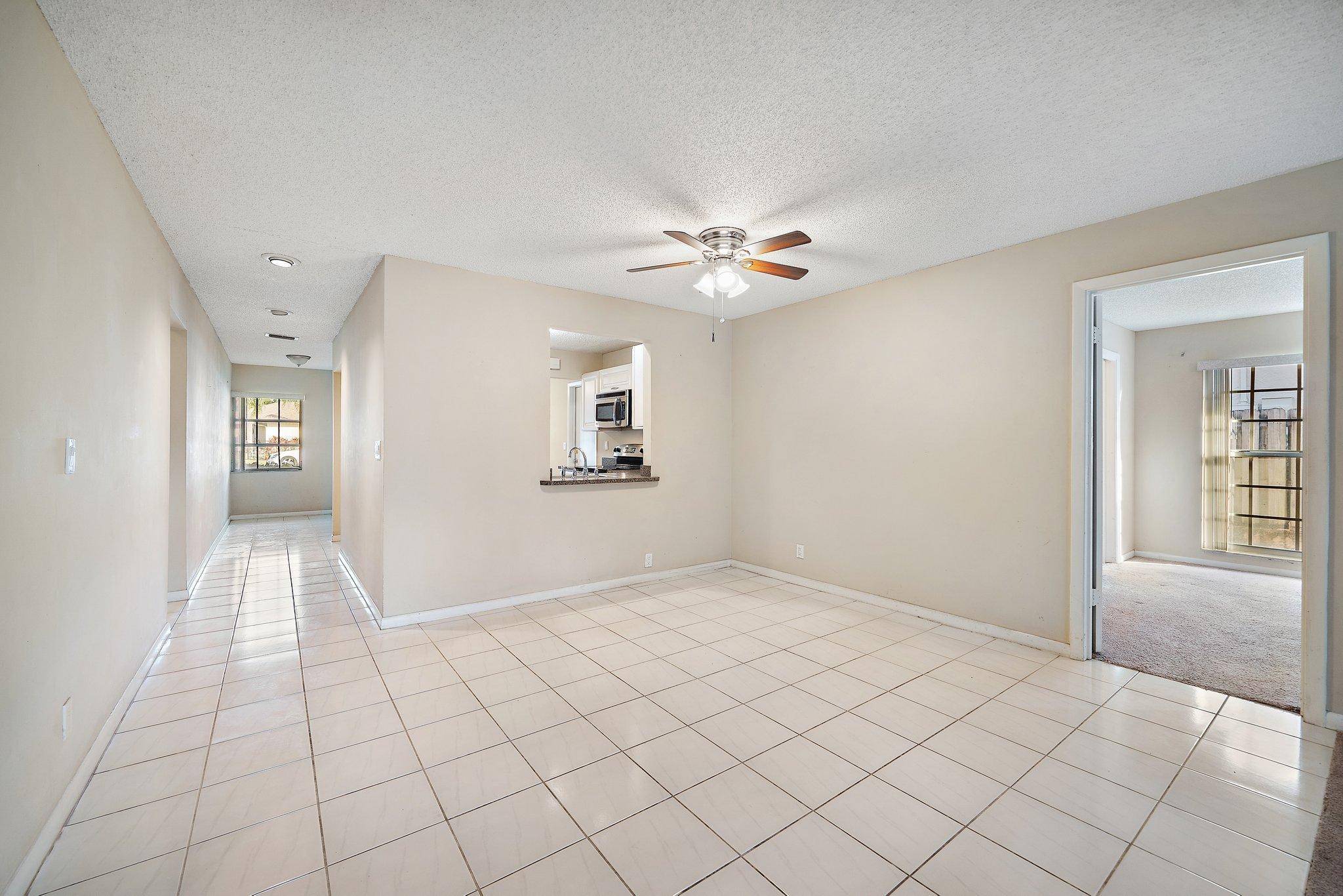 Wellington, FL 33414,825 Lantern Tree LN