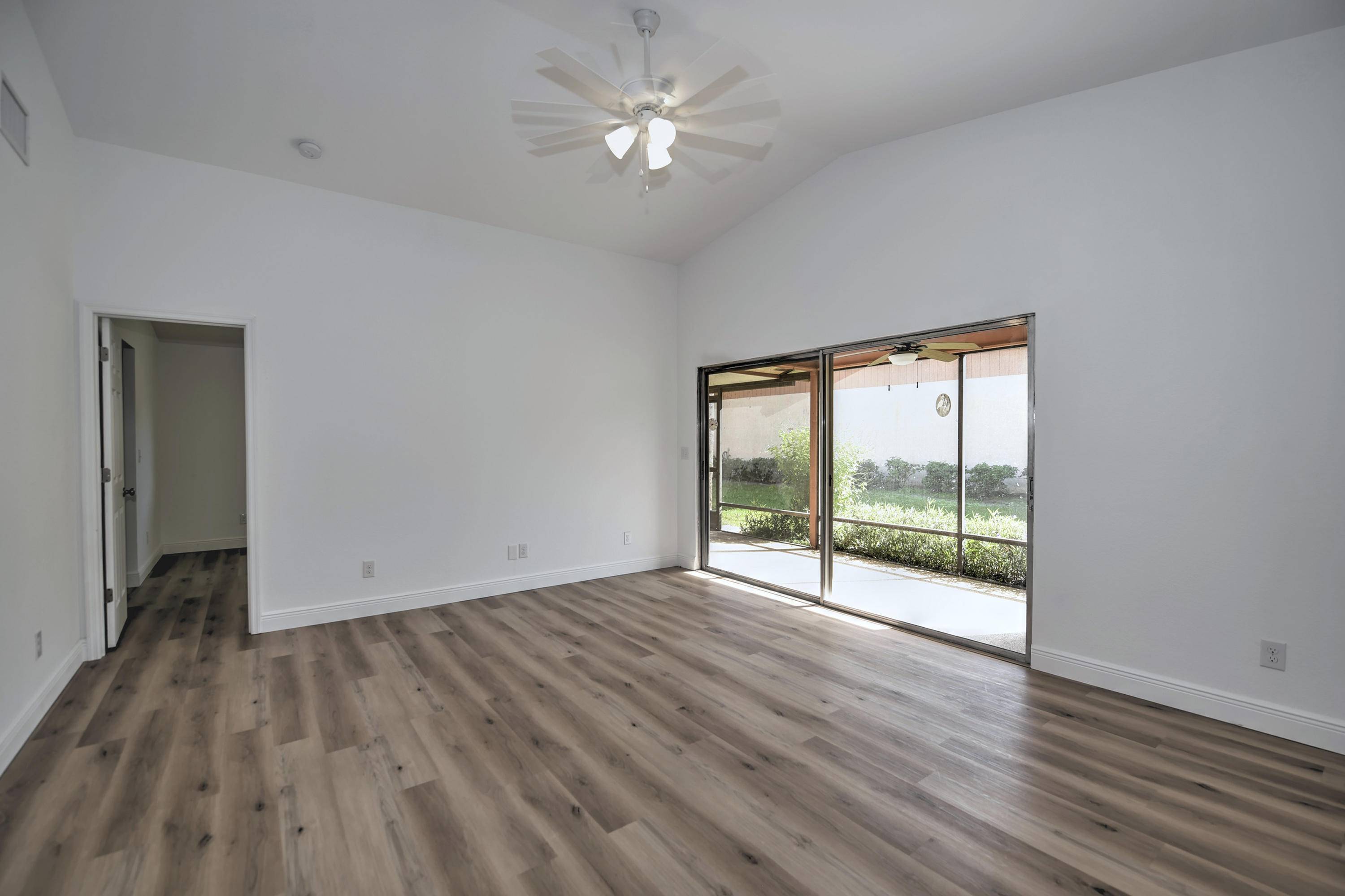 Fort Myers, FL 33908,6478 Royal Woods DR