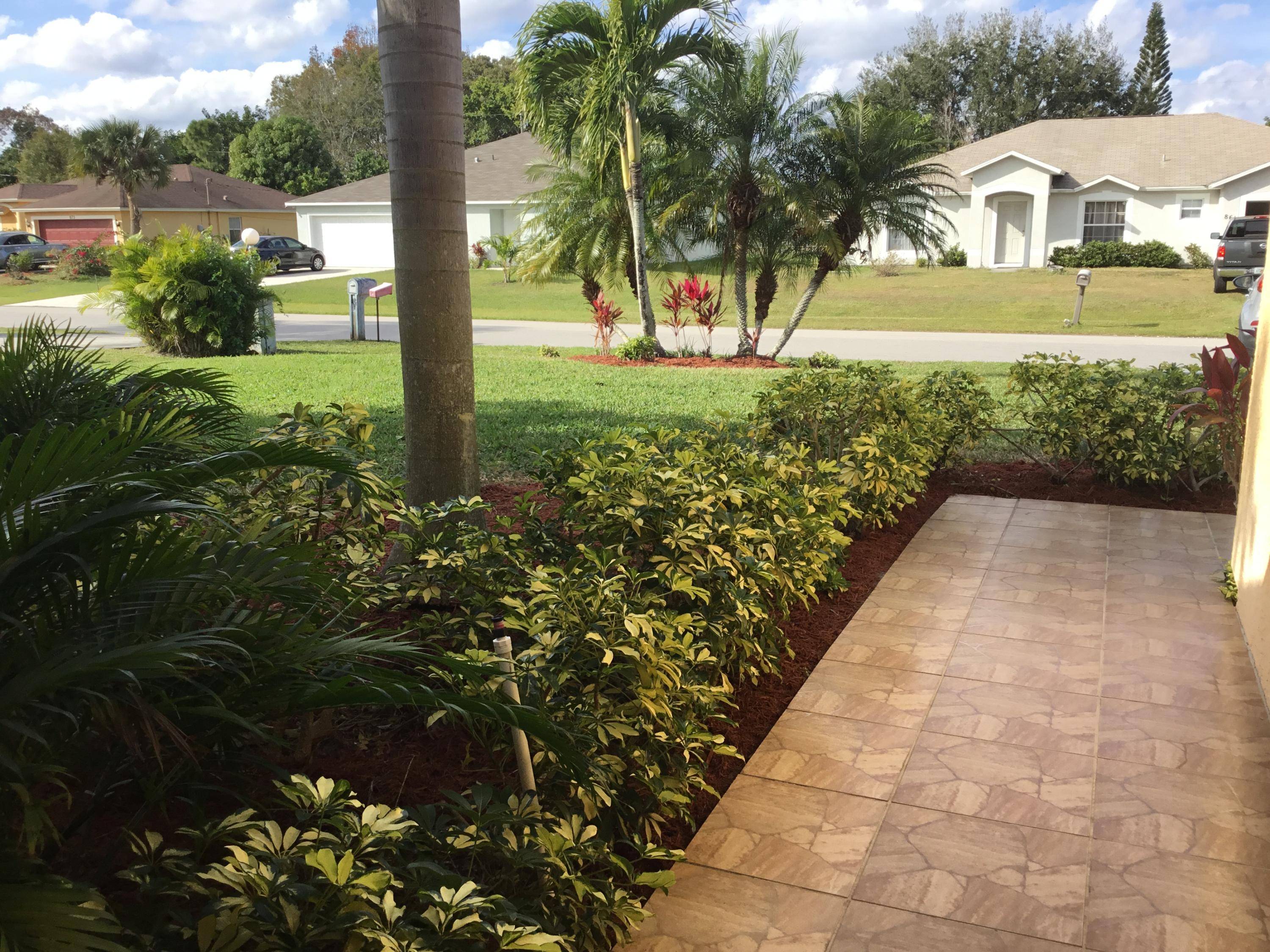 Port Saint Lucie, FL 34953,862 SW Jennifer TER