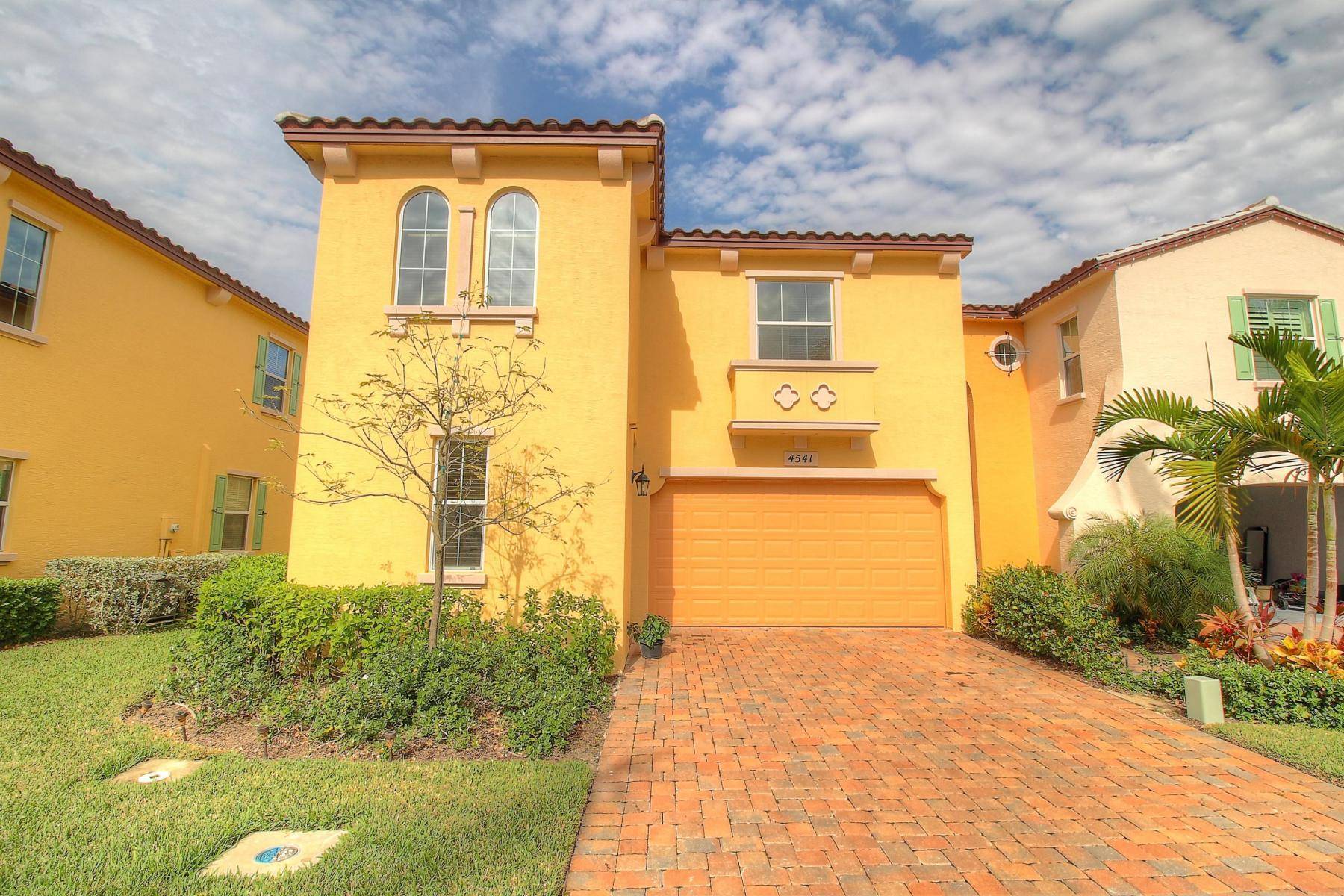 Palm Beach Gardens, FL 33418,4541 Mediterranean CIR