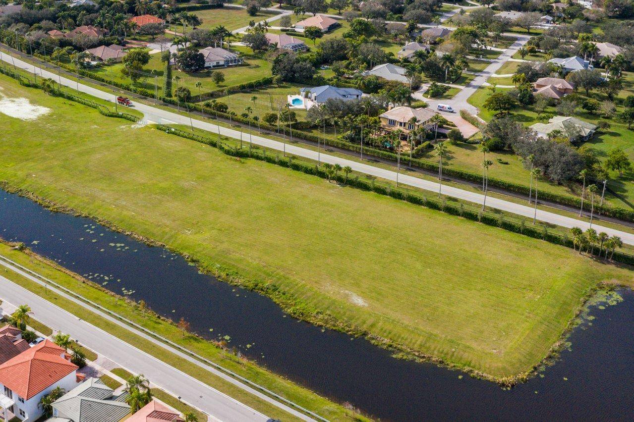 Wellington, FL 33414,2200 Aero Club DR Lot 9