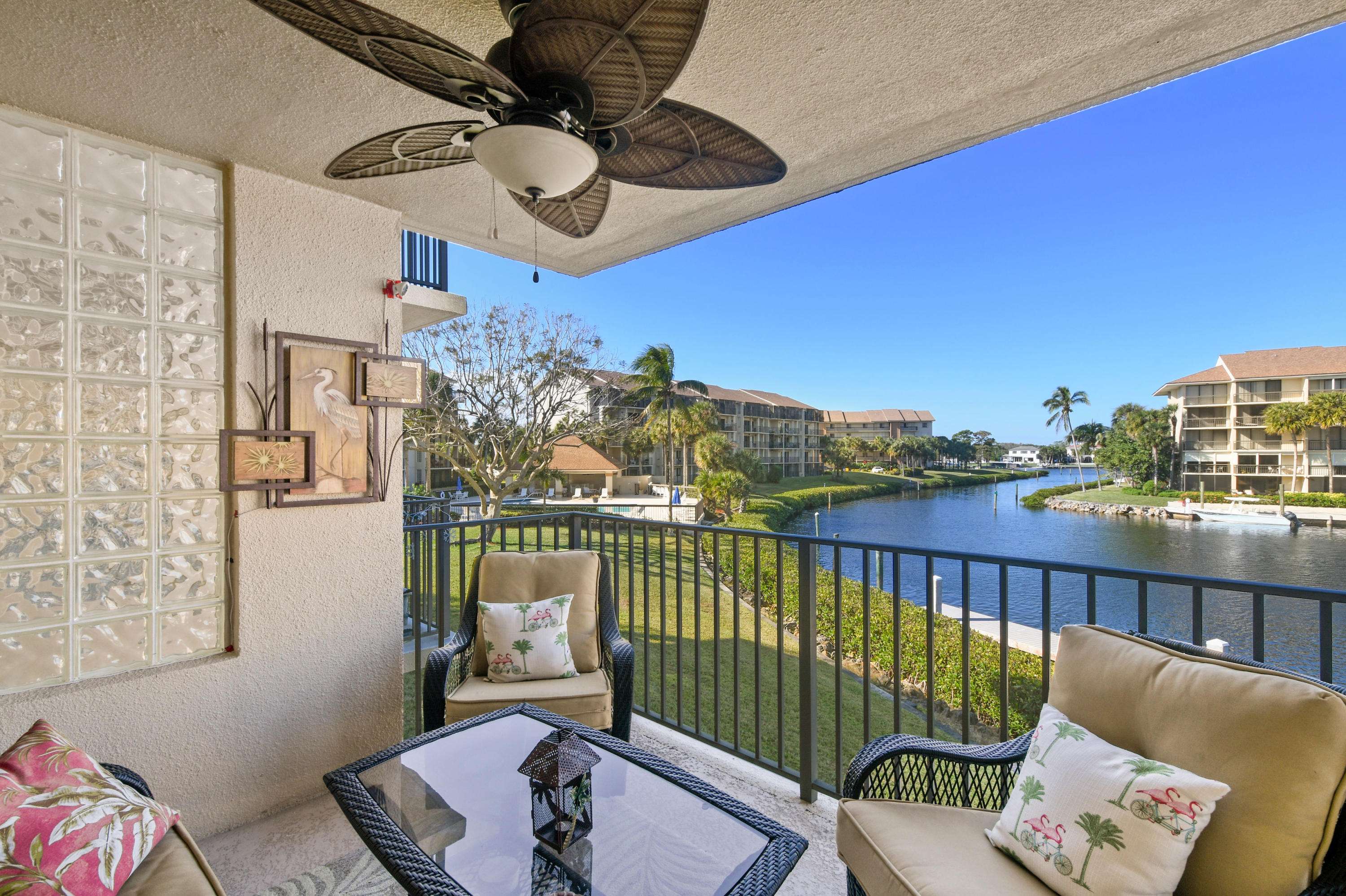 Jupiter, FL 33477,1301 Seafarer CIR 203