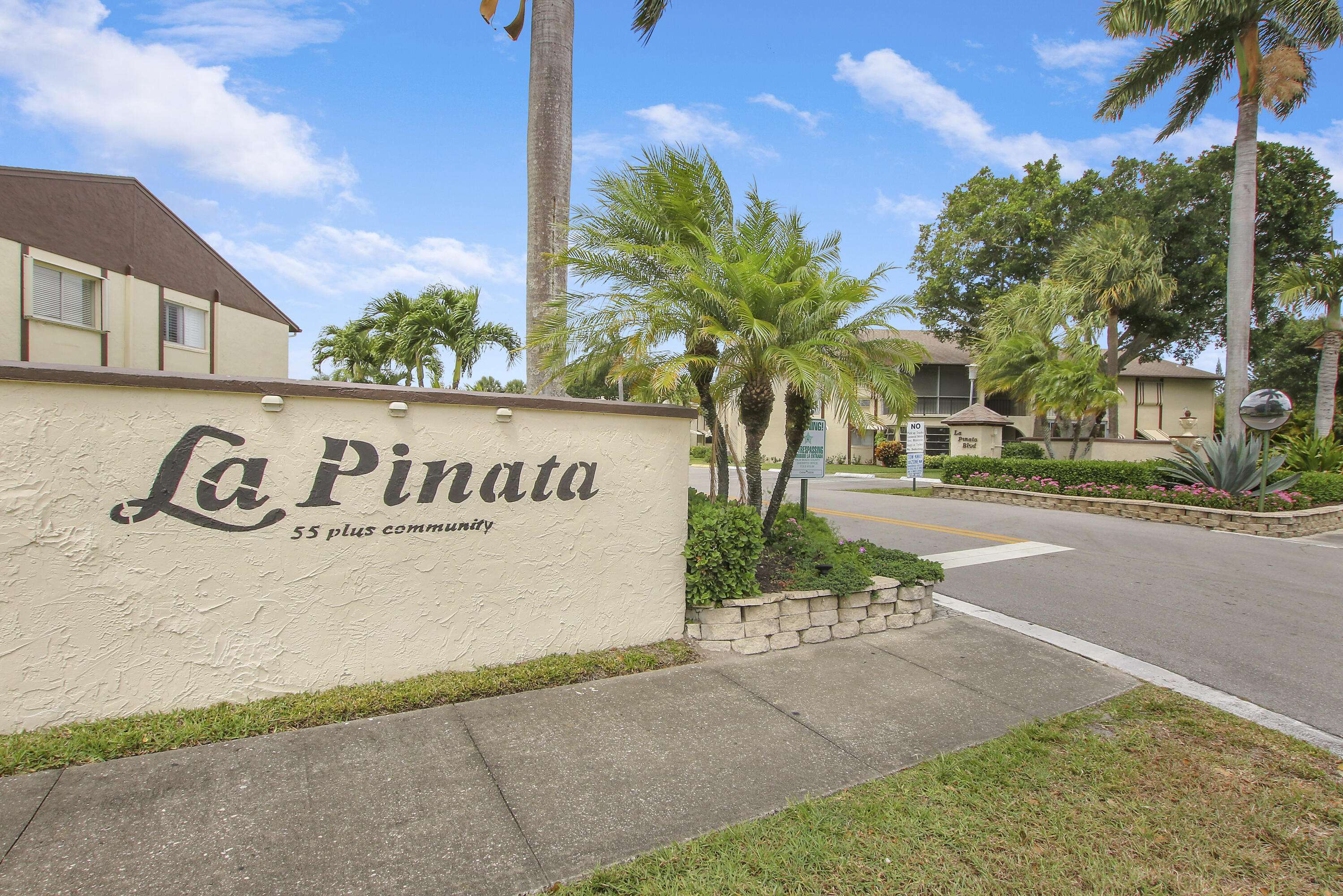 Greenacres, FL 33463,5773 La Pinata BLVD B-2