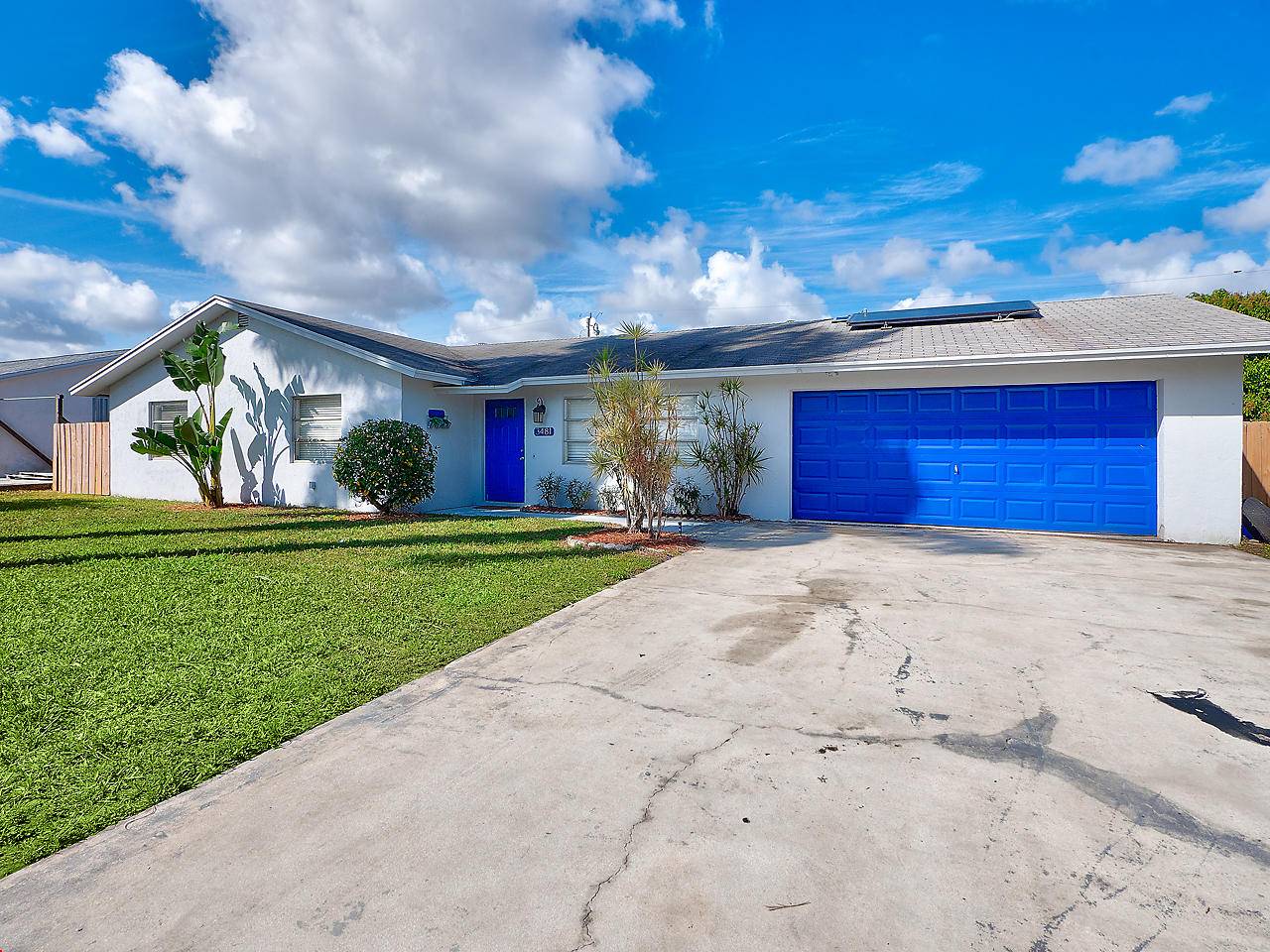 Lake Worth, FL 33462,3481 Palomino DR