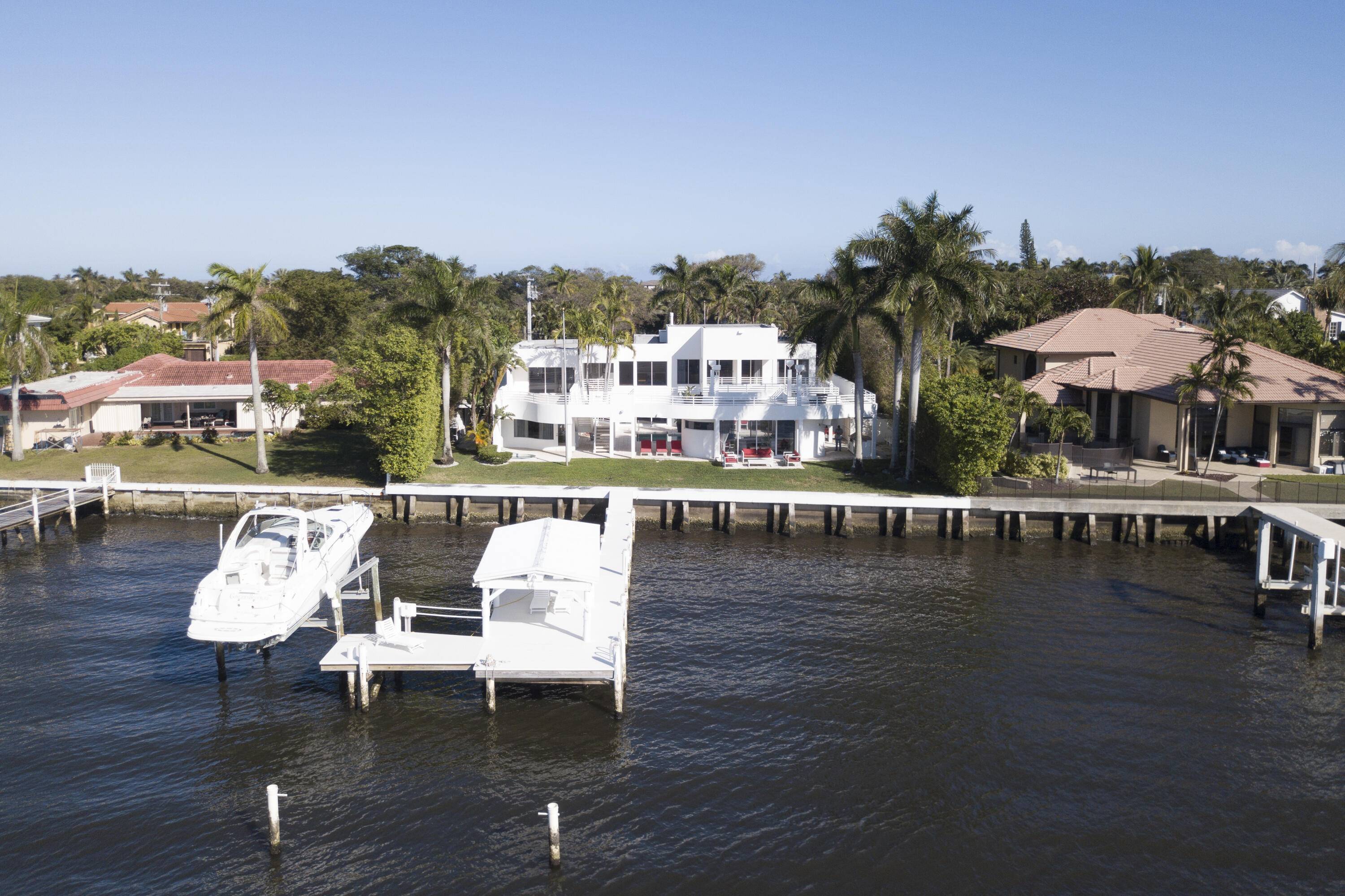 Lantana, FL 33462,1419 Lands End RD