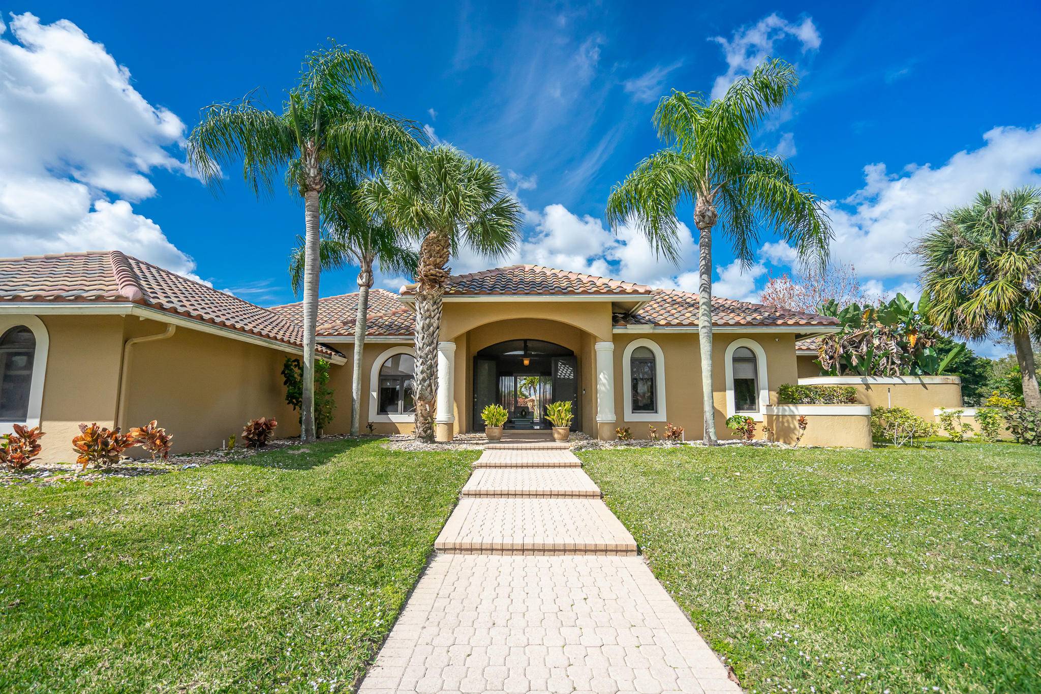 Lake Worth, FL 33467,9001 S Kendale CIR