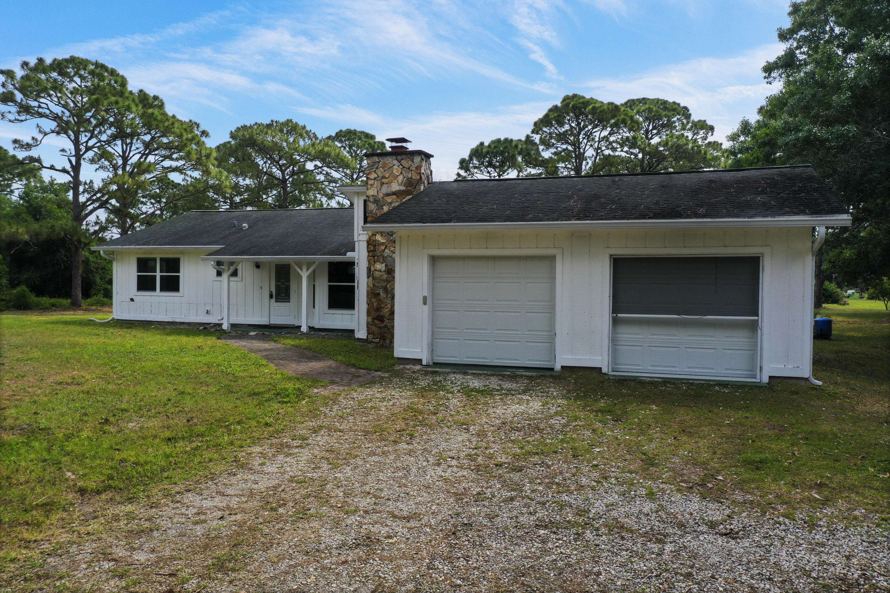 Fort Pierce, FL 34987,5842 Clydesdale LN